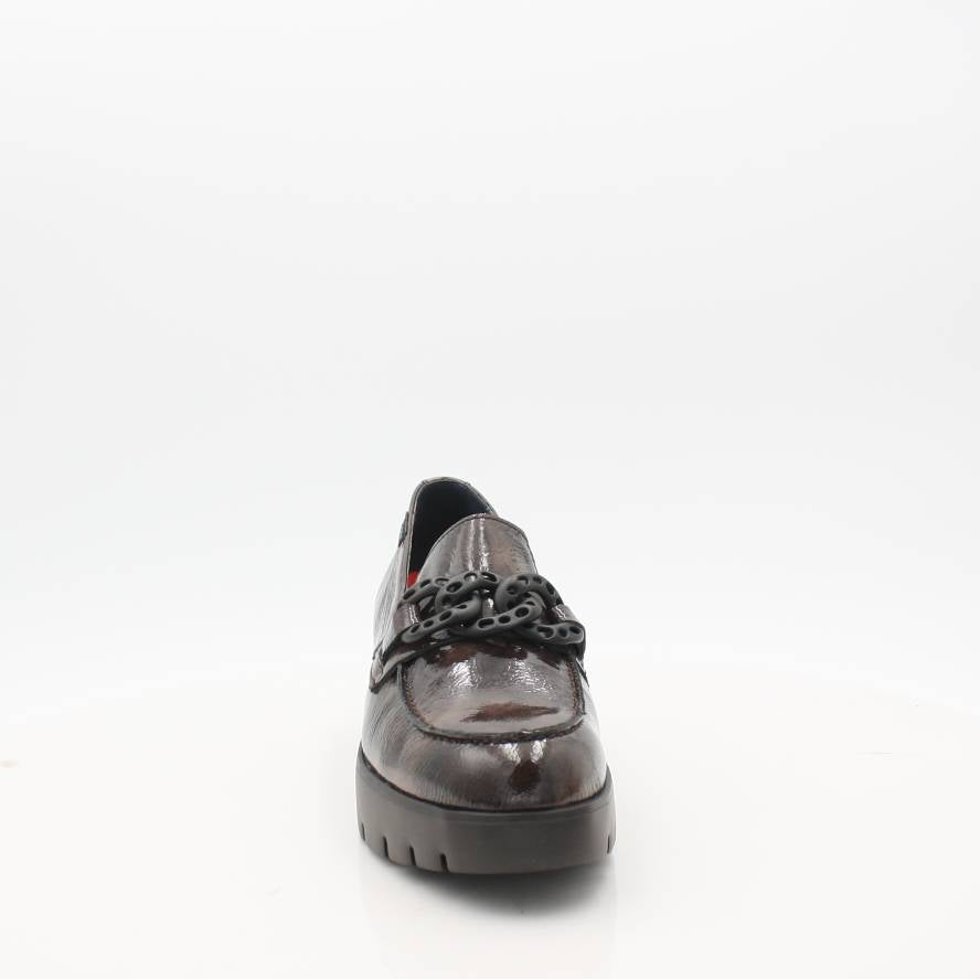32110 Callaghan 23 - Premium Quality for Everyday Comfort | Perfect for Work, Travel & Casual Wear