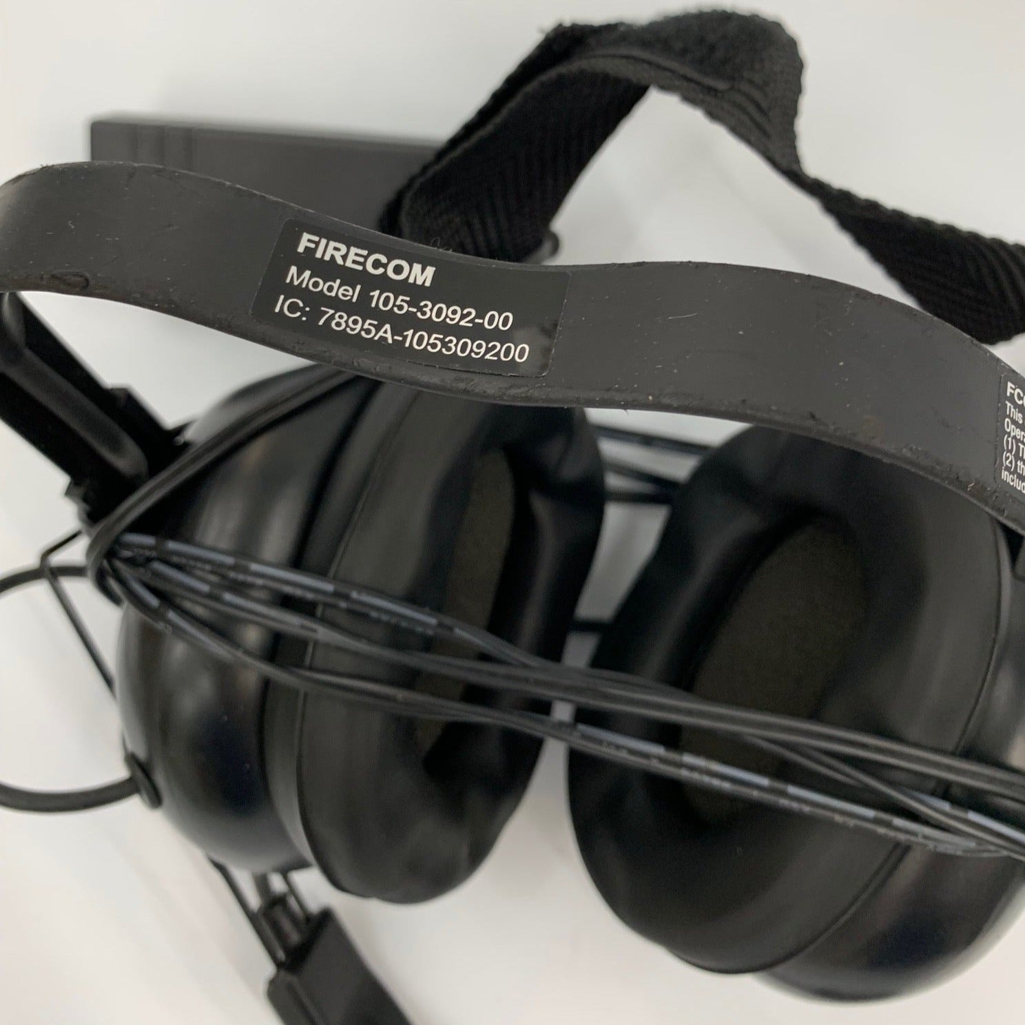 FIRECOM UHW 10 105 3092 00 Aviation Headset with Noise Reduction - Professional Pilot & Air Traffic Control Communication Headphones for Clear Audio in Cockpits and Control Towers