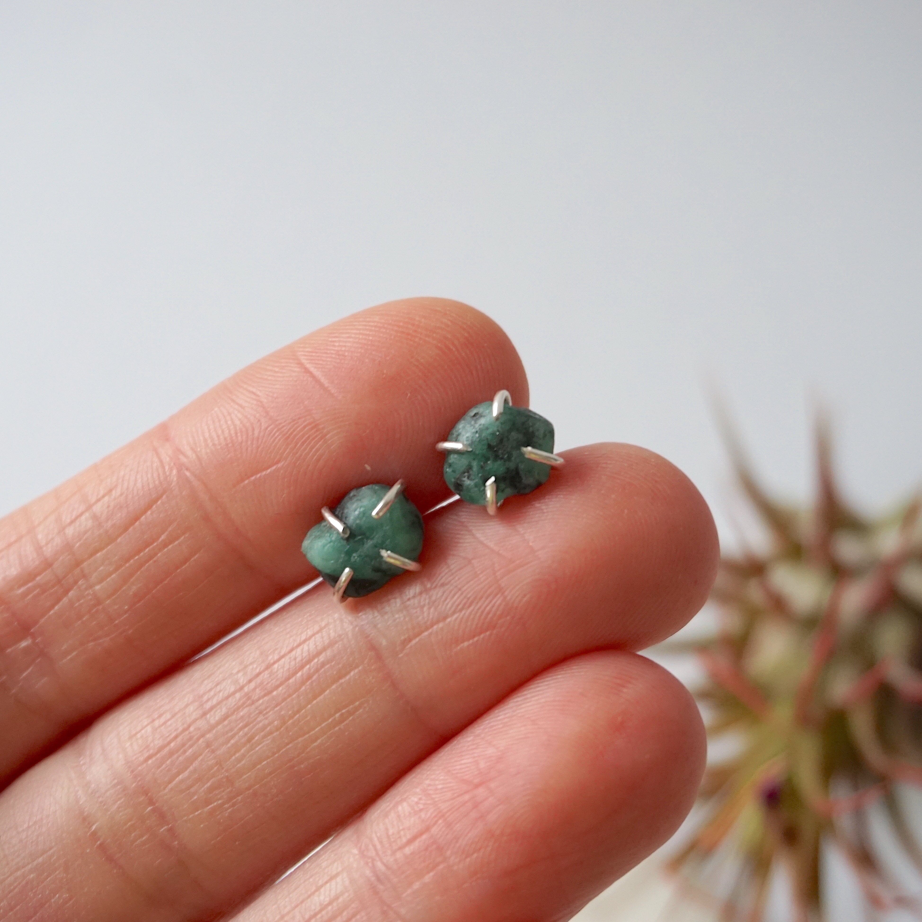 Natural Raw Emerald Huggie Stud Earrings - 925 Sterling Silver Jewelry for Women - Perfect for Everyday Wear, Gifts & Special Occasions