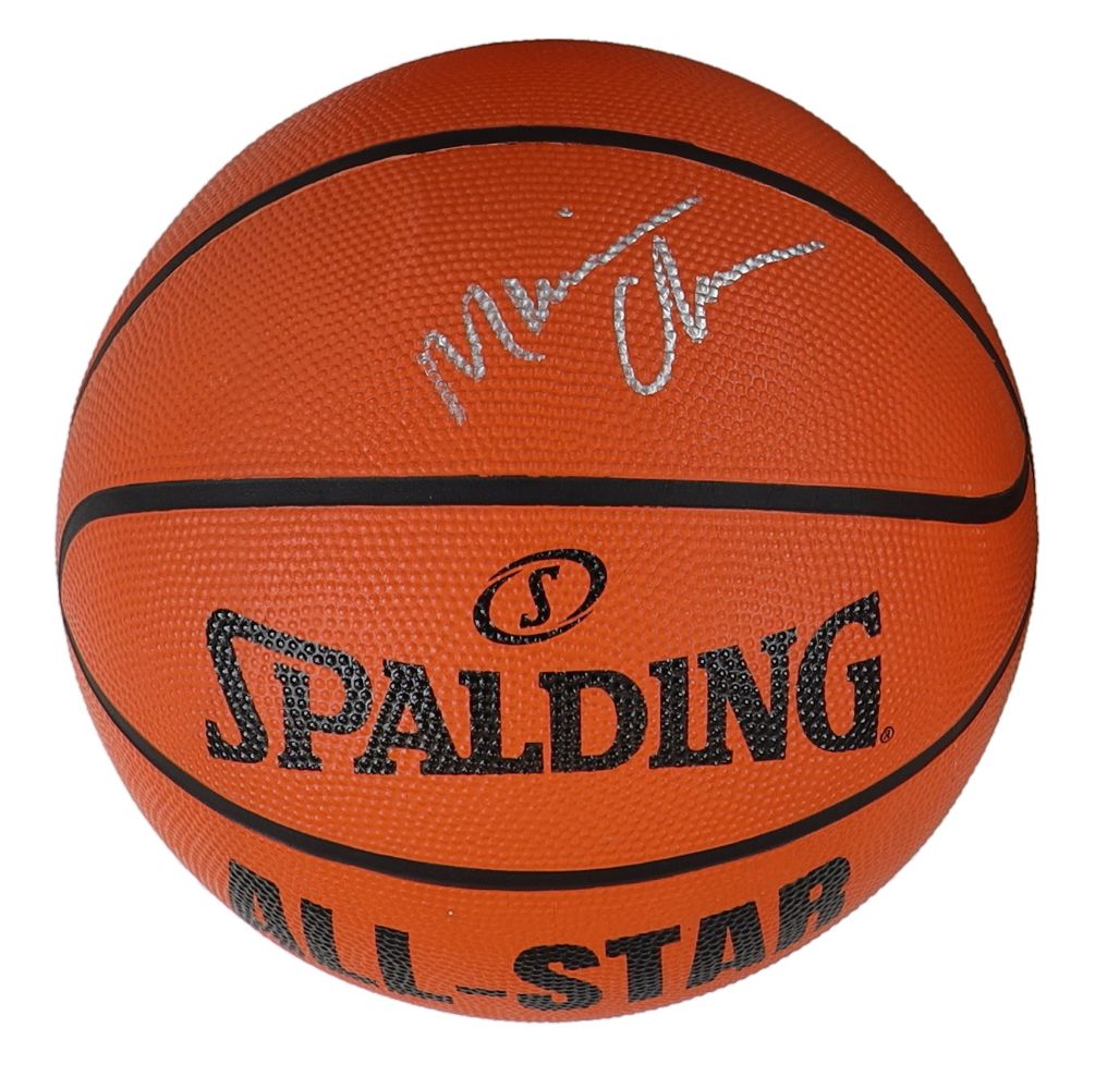Authentic Maurice Cheeks Philadelphia 76ers Signed NBA Spalding I/O Basketball - PSA/DNA Certified - Perfect for Sports Memorabilia Collectors and 76ers Fans Display