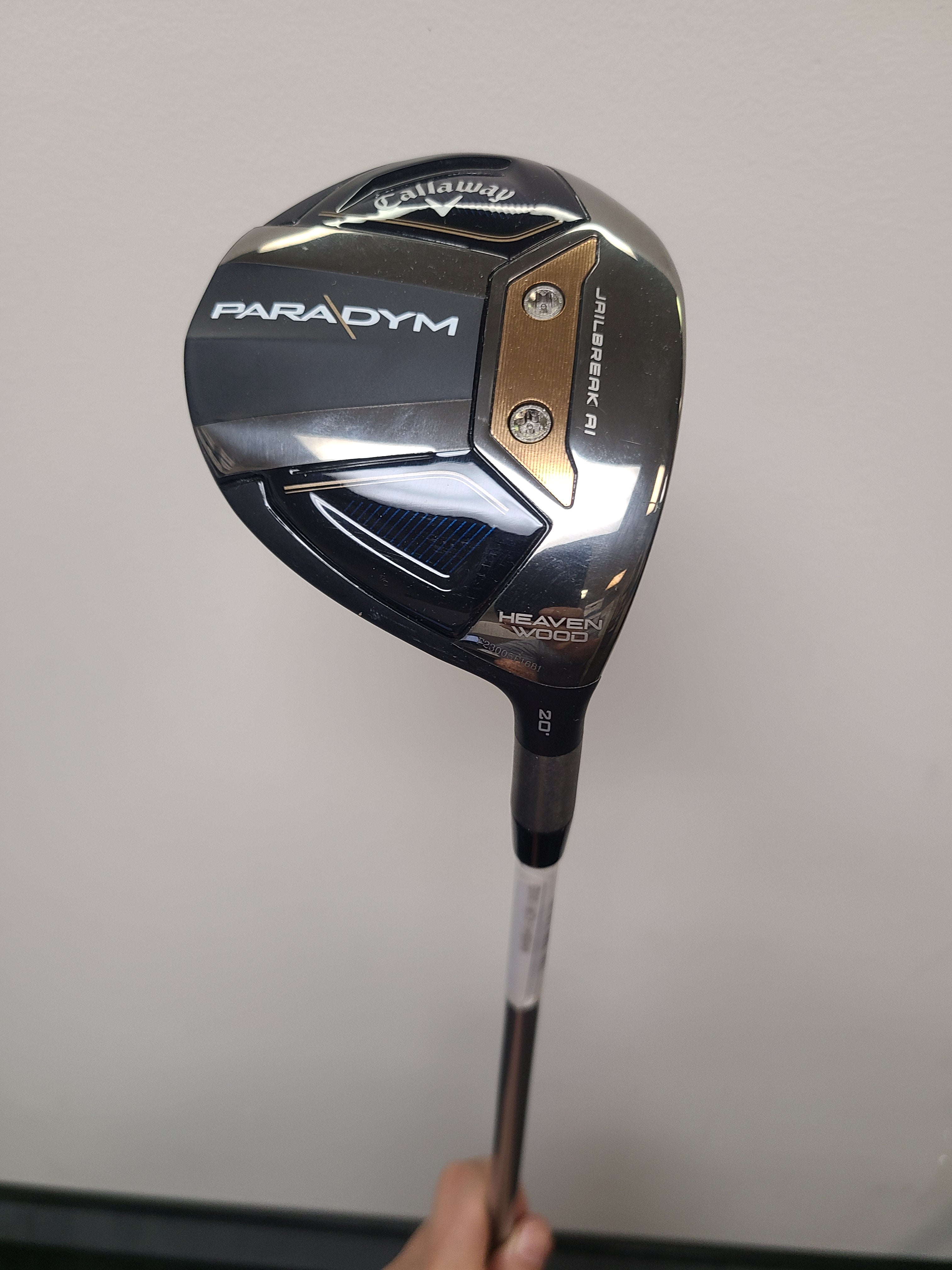 Callaway Paradym Heavenwood Ascent Blu40 Right Hand Women's Fairway Wood 20° Golf Club - Perfect for Women Golfers on Fairway Shots & Long Approaches