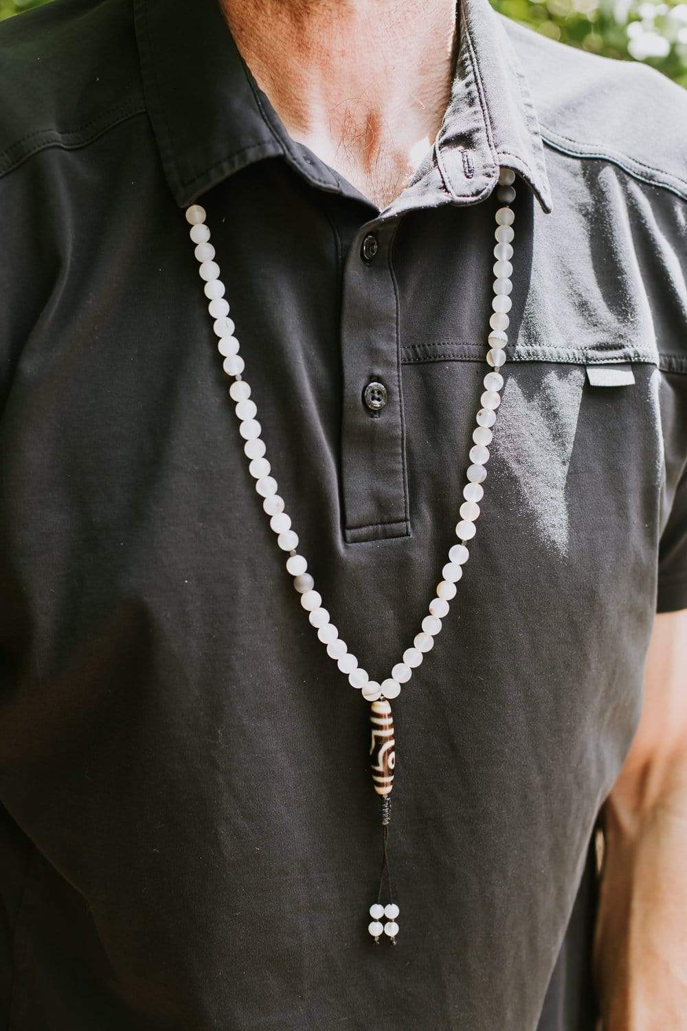 Tibetan Dzi Bead Mala Prayer Necklace - Authentic Buddhist Meditation Beads for Spiritual Healing, Protection & Positive Energy | Perfect for Yoga, Meditation & Mindfulness Practices