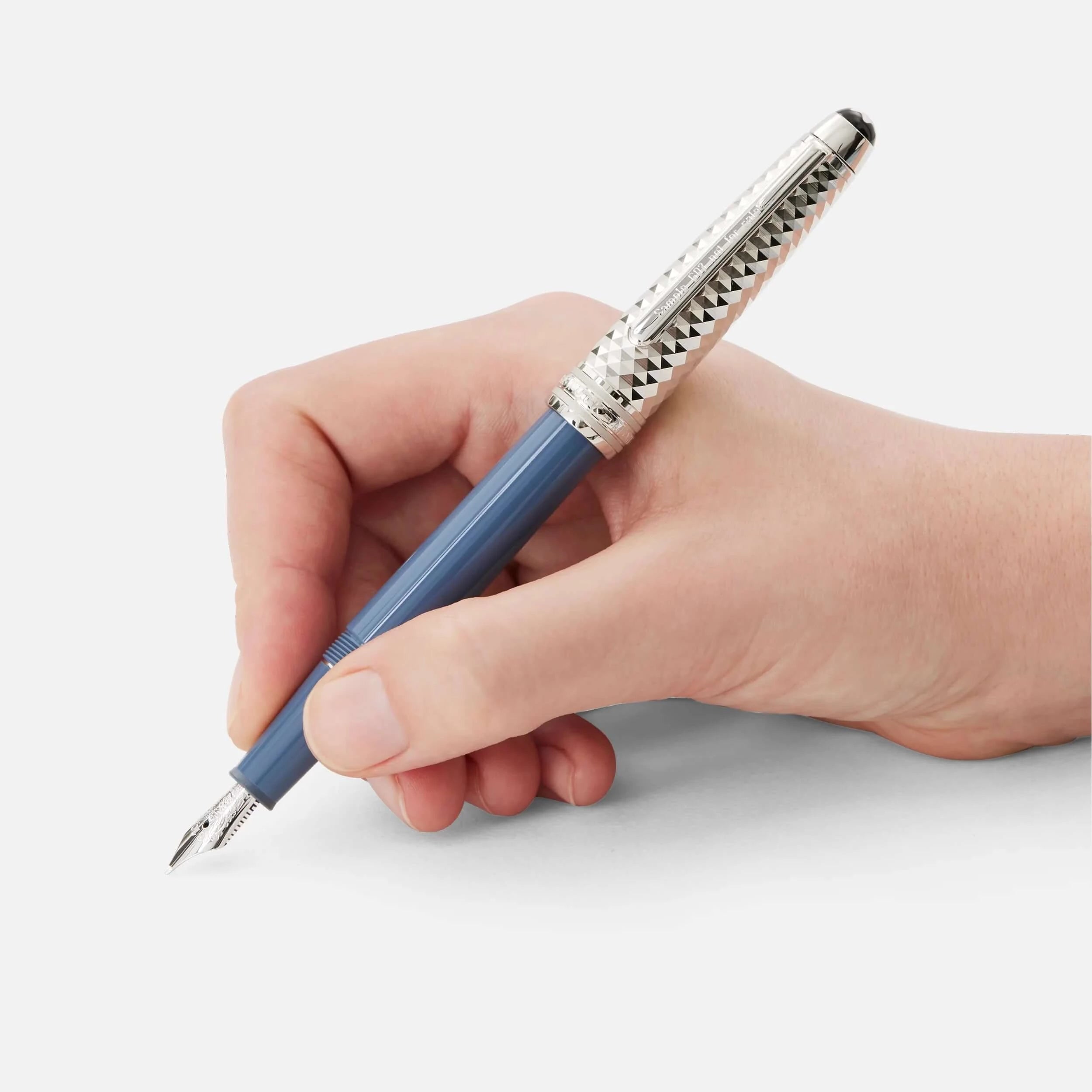 Montblanc Meisterstück Glacier Doué Classique Fountain Pen - Premium Luxury Writing Instrument for Professionals & Collectors - Perfect for Signing Documents, Business Gifts & Calligraphy