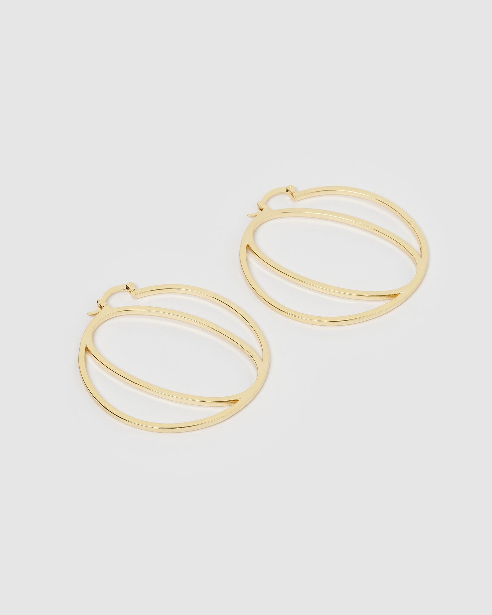 Izoa Alphabet Letter O Hoop Earrings - Sterling Silver Initial Jewelry for Women, Trendy Dainty Everyday Hoops | Perfect Gift for Birthday, Christmas & Special Occasions