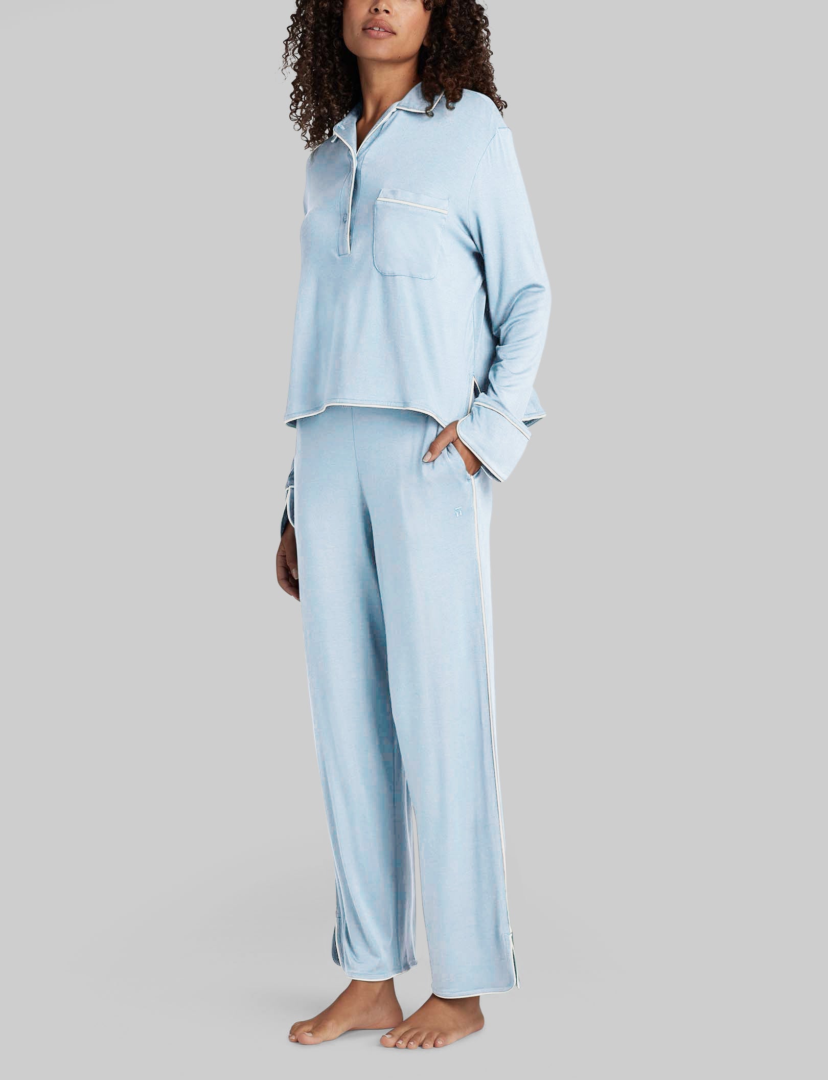 Cozy Women's Long Sleeve Pajama Set - Soft Pullover Sleepwear Top & Lounge Pants for Relaxing at Home, Sleeping, and Comfortable Nightwear