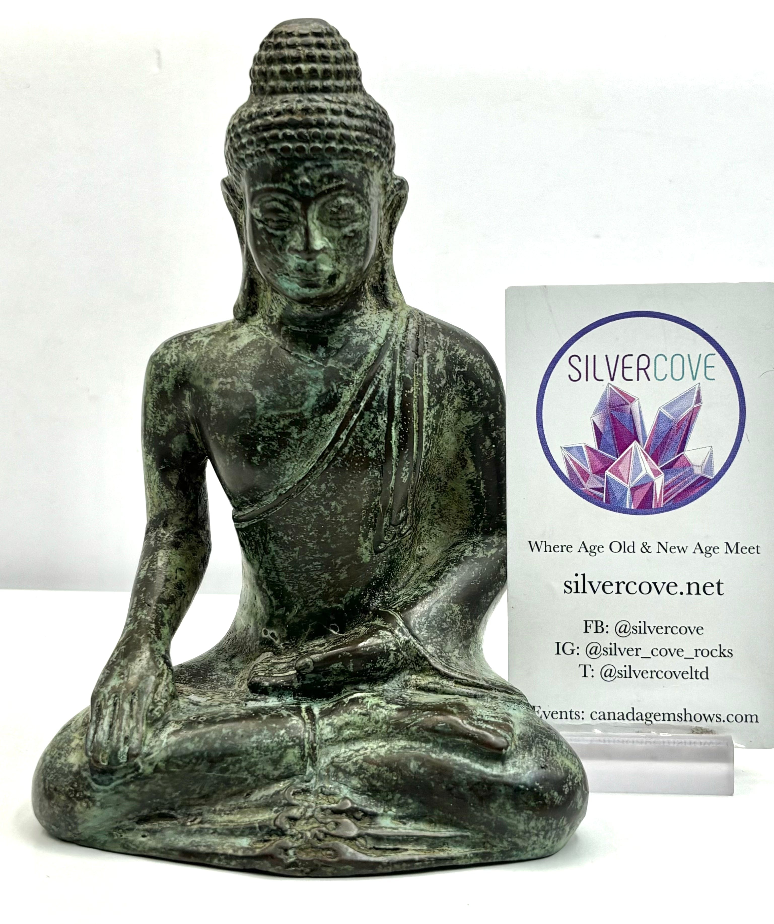 Handmade Bronze Buddha Statue for Meditation - Serene Home Decor & Yoga Studio Centerpiece - Perfect for Zen Spaces, Living Rooms, and Spiritual Retreats