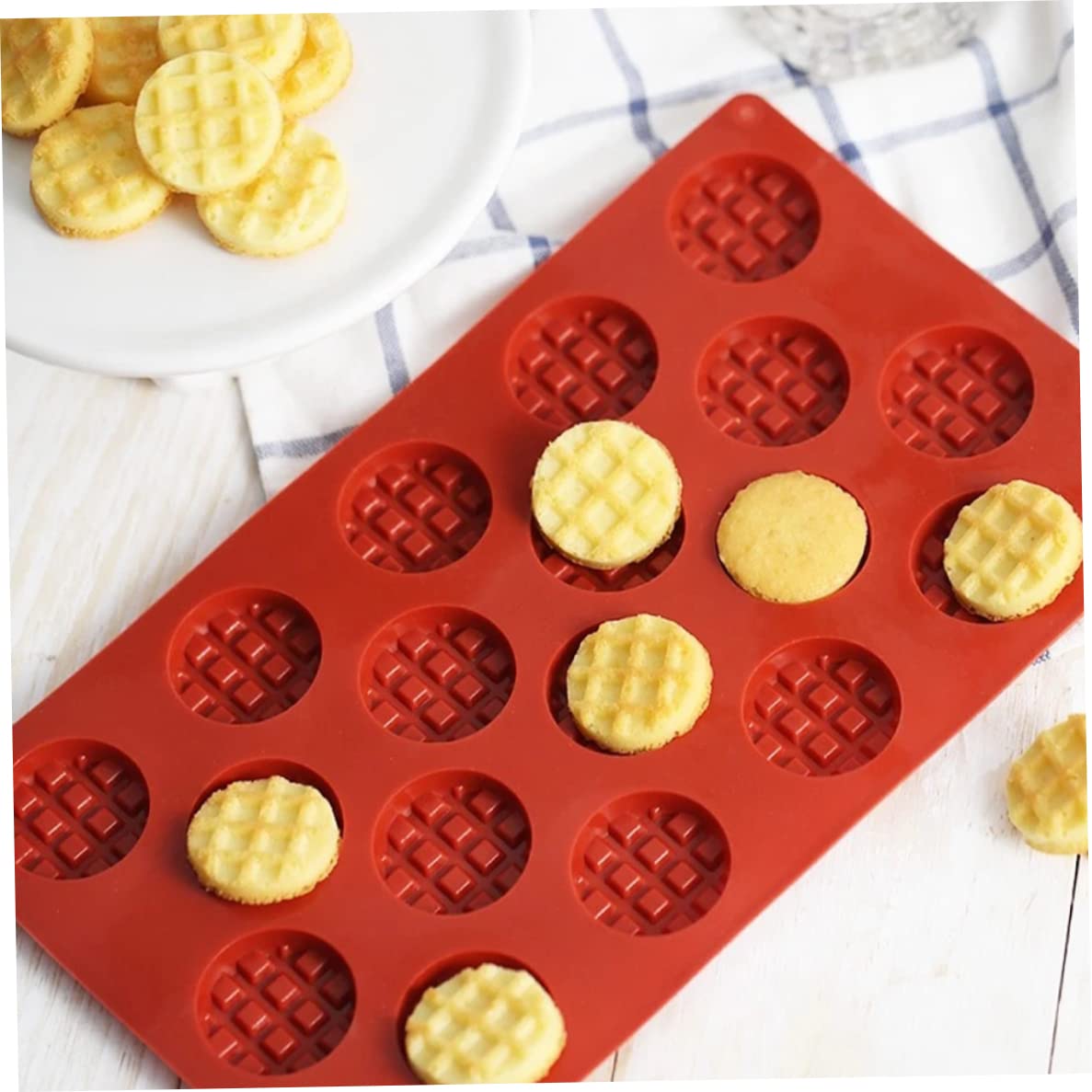 Havamoasa 18 Grid Silicone Waffle Mold - Round Mini Cake & Biscuit Baking Mould for DIY Chocolate, Waffles - Perfect for Home Baking, Party Desserts & Gift Making