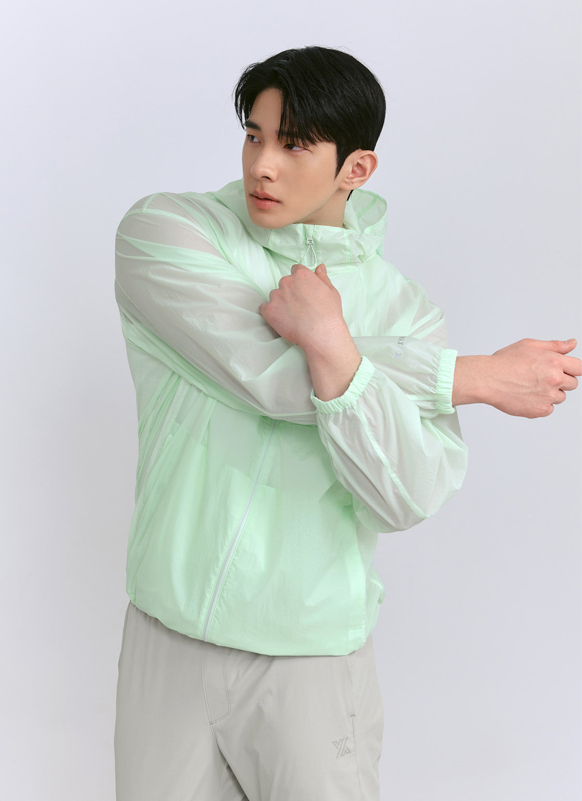 Men's Air Flow Hooded Windbreaker Jacket - Lightweight & Breathable for Running, Hiking & Outdoor Activities