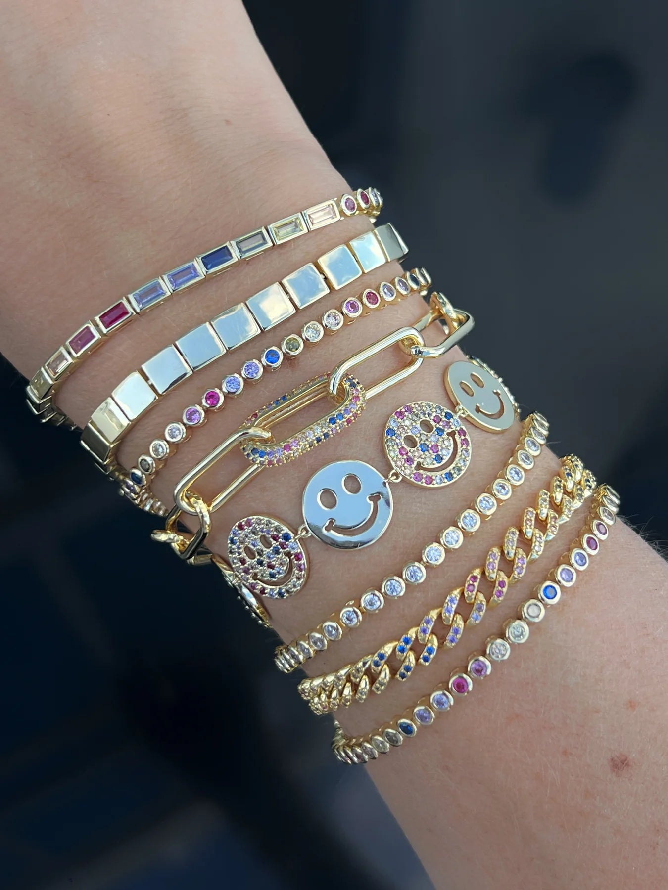 Gold Smiley Face Bracelet for Women - Trendy Cute Adjustable Charm Bangle - Perfect for Everyday Wear, Gifts & Layering