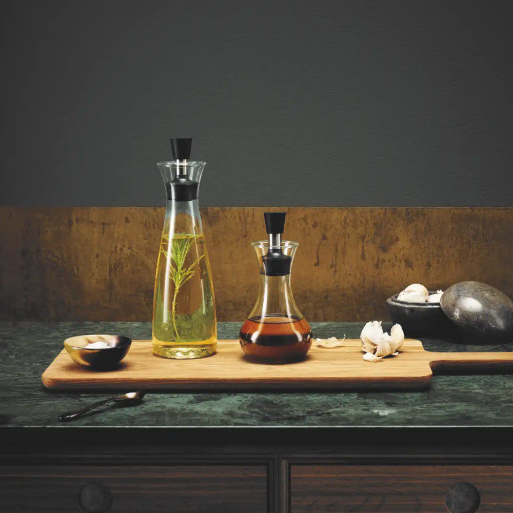 EVA SOLO Dressing Shaker - Premium Glass Salad Dressing Mixer with Airtight Lid - Perfect for Homemade Vinaigrettes, Sauces & Cocktails