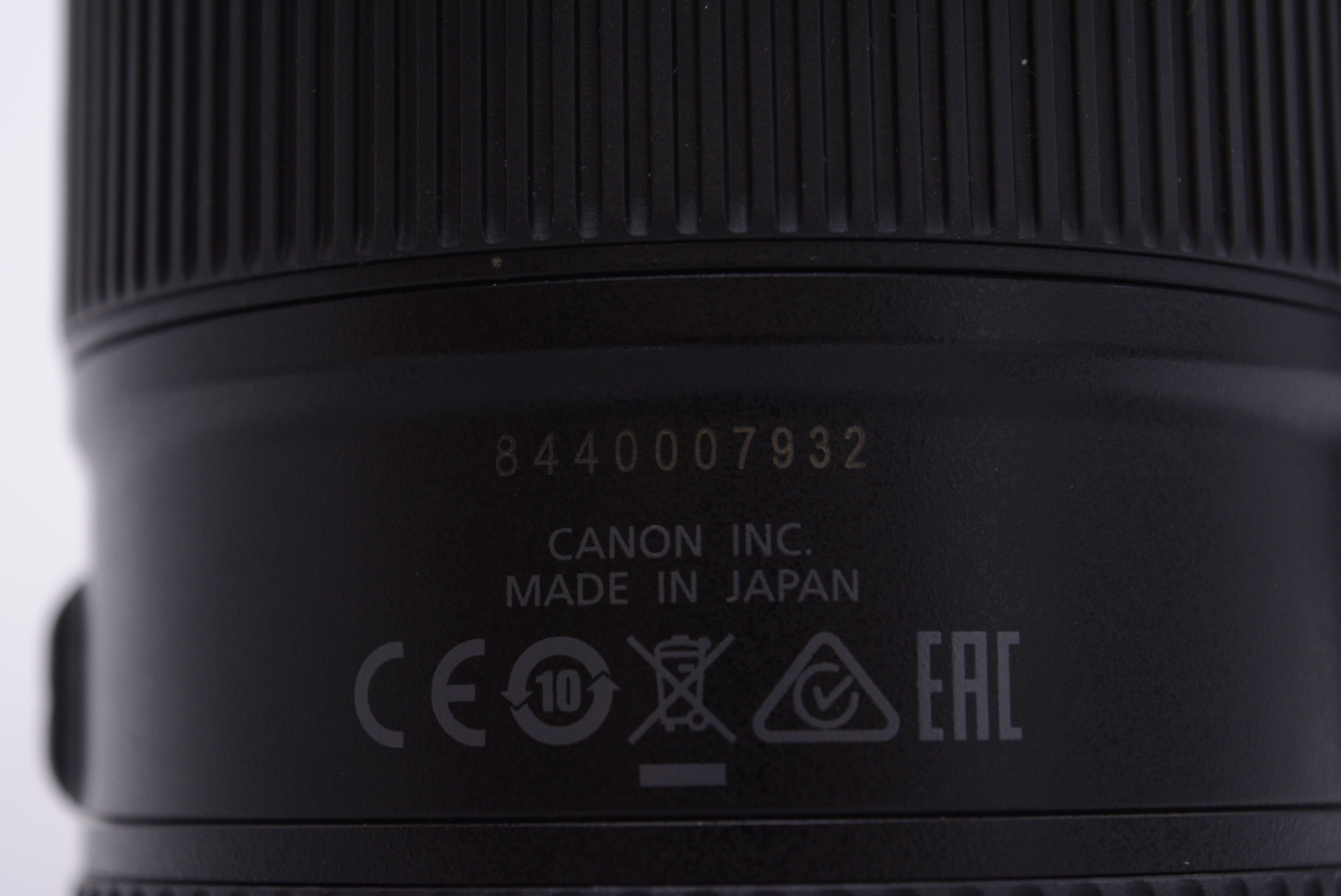 Canon EOS 6D Mark II DSLR Camera with EF 24-105mm f/4L IS II USM Lens - Professional Full Frame Digital Camera for Photography & Videography - Perfect for Travel, Portraits, and Events