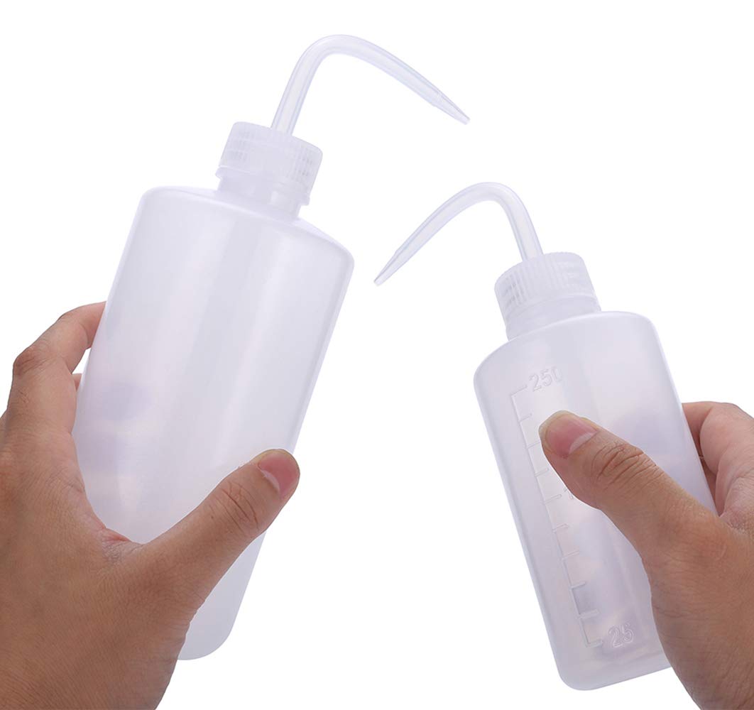 1000ml Plastic Squeeze Bottle Water Dispenser - Perfect for Indoor Plants, Succulent Watering, Flower Care & Cleaning | Ideal for Gardening, Home & Office Use