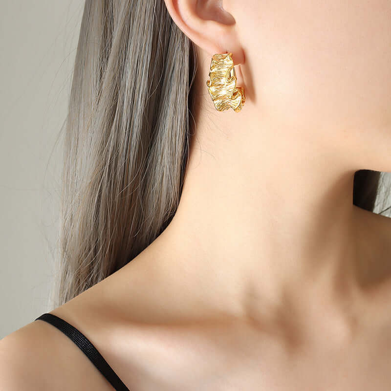 18K Gold Crinkle Huggie Hoop Earrings for Women | Trendy Everyday & Party Jewelry | F219