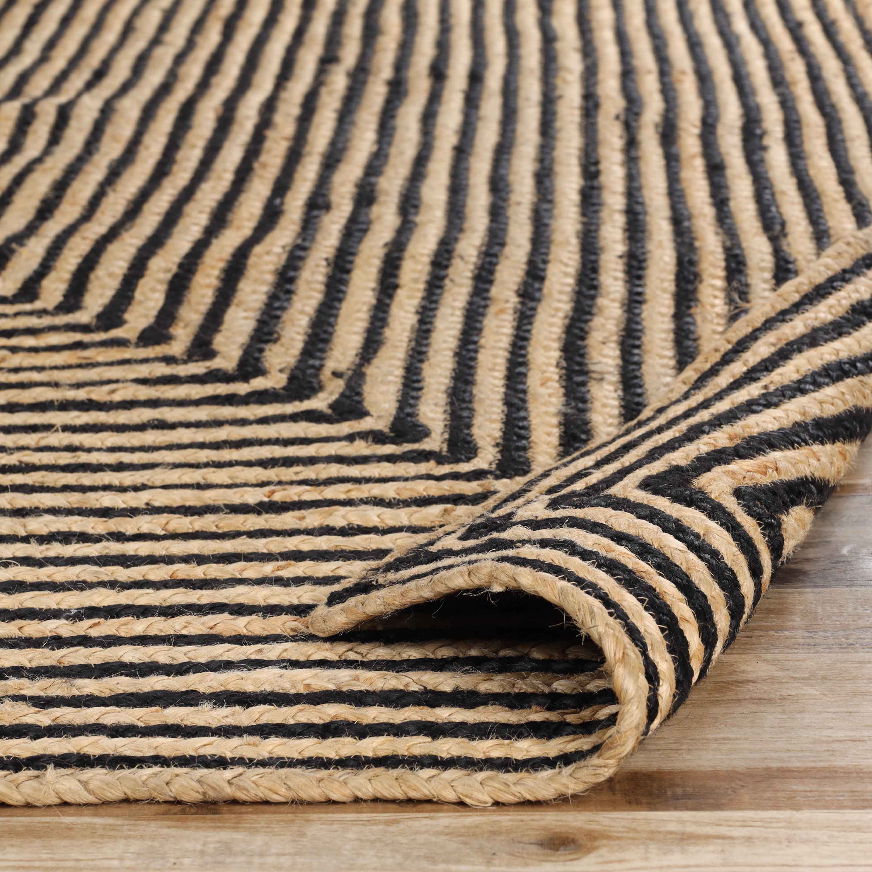Braided Jute Reversible Handwoven Rug - Natural Fiber Indoor/Outdoor Area Rug for Living Room, Bedroom, Patio & Deck - Eco-Friendly Home Decor