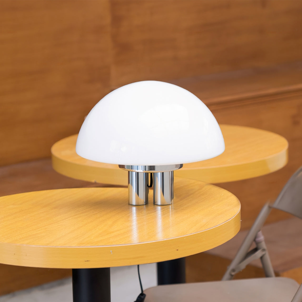 Magnolia Table Lamp - Elegant Home Decor Lighting for Living Room, Bedroom & Office - Perfect for Reading, Relaxing & Creating Ambiance
