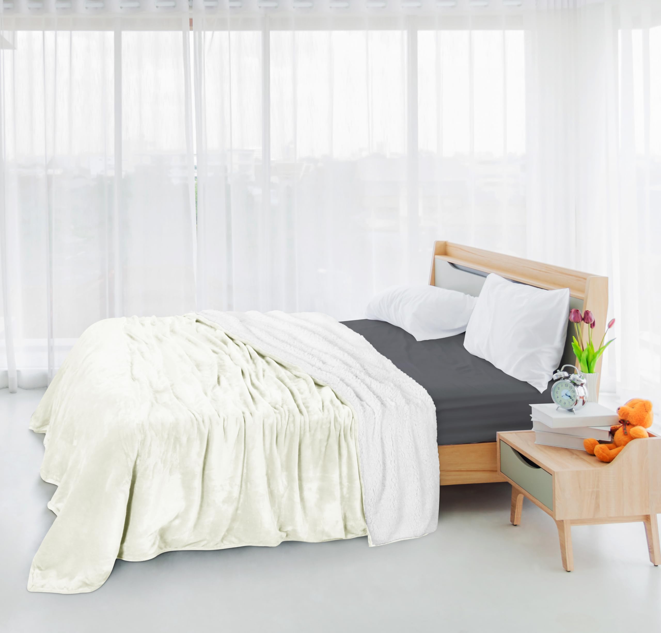 Utopia Bedding Sherpa Blanket Full Size (Ivory, 90x84 Inches) - Ultra Soft Lightweight Reversible Fleece Throw Blanket for Bed, Sofa, Camping & Travel - Cozy Warm Plush Blanket for Winter Nights, Movie Time & Home Decor