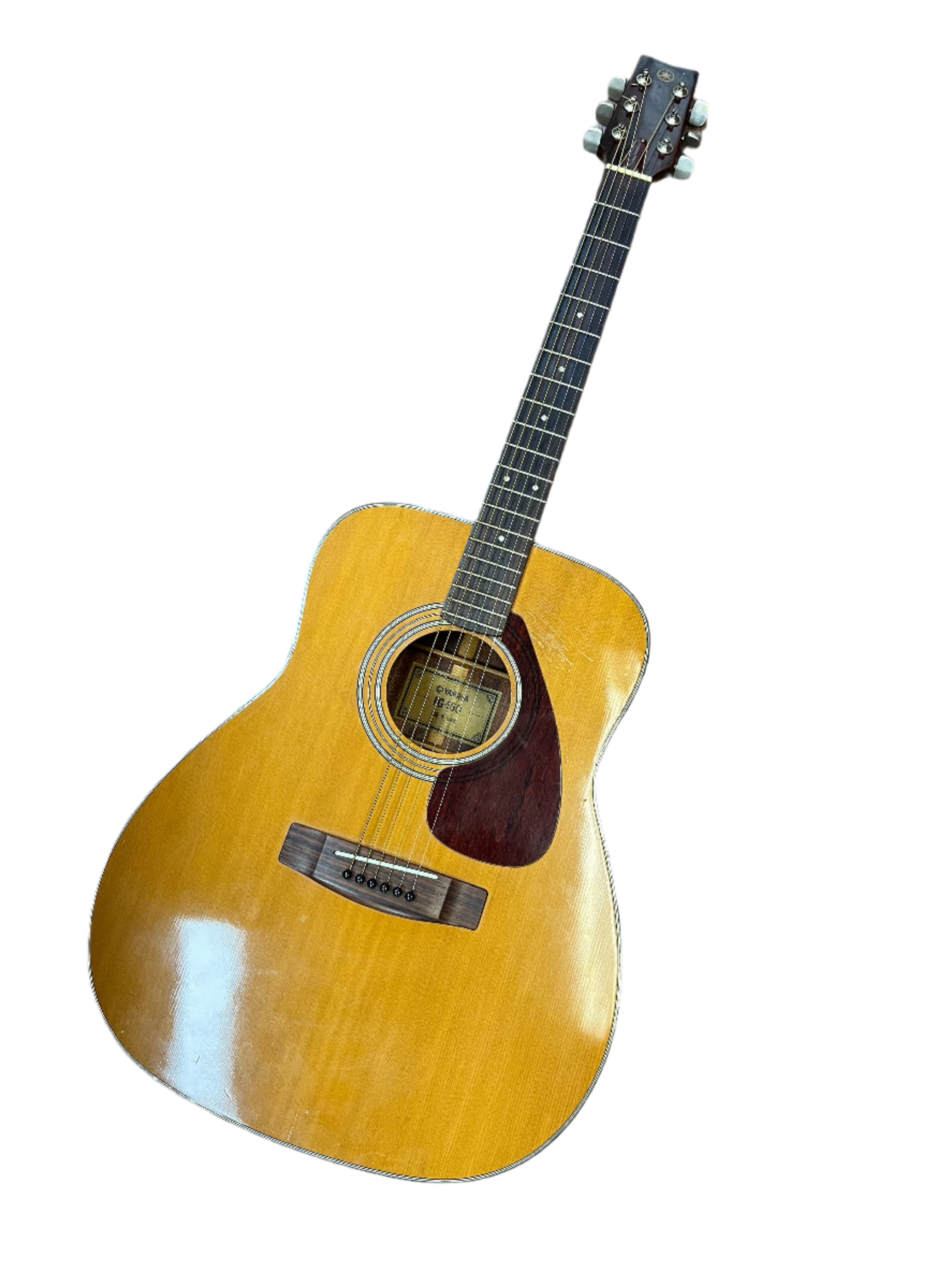 Yamaha FG160 Acoustic Guitar with Hard Case - Professional Quality for Beginners & Performers - Perfect for Home Practice, Studio Recording & Live Performances