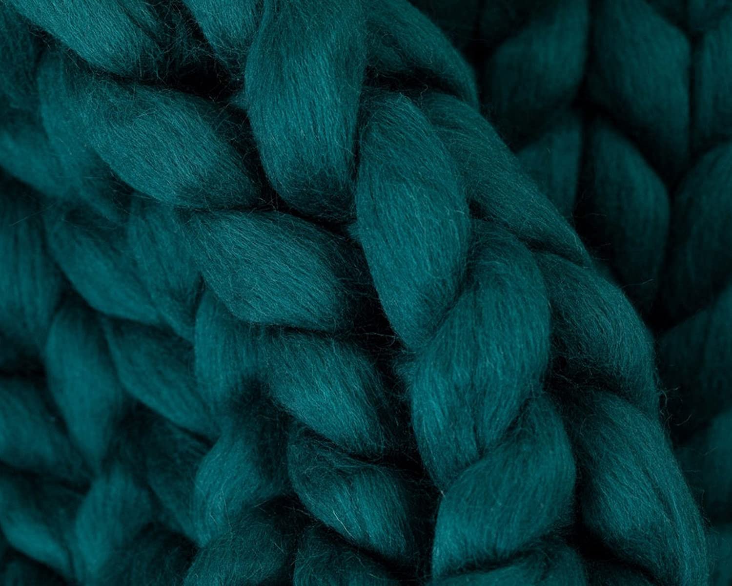 Handmade Chunky Knit Throw Blanket for Sofa & Bed - 40