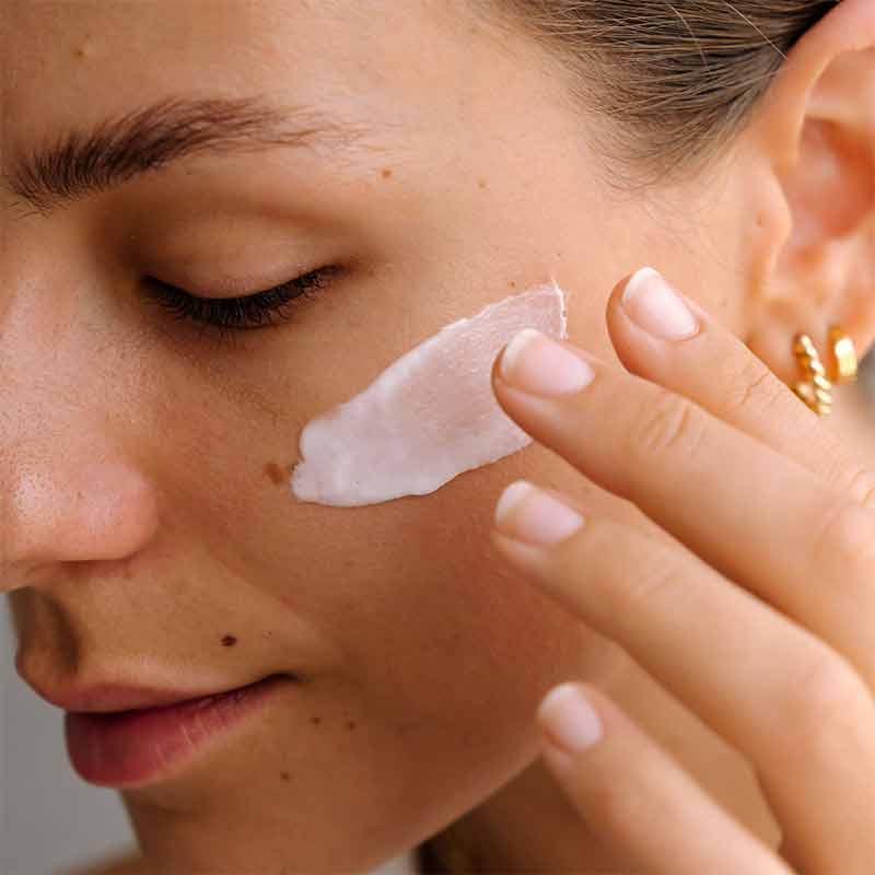 Alpha H Essential Hydration Cream with Rose Geranium & Vitamin E - Moisturizing Face Cream for Dry Skin - Day & Night Skincare Routine