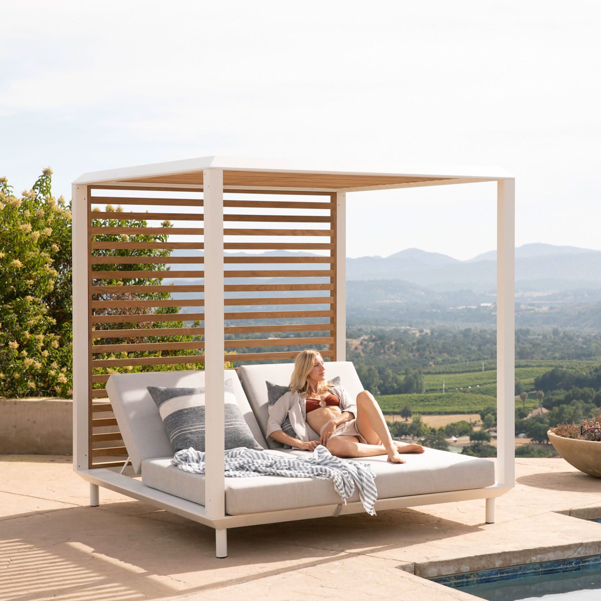 Breeze XL Aluminum Cabana - Lightweight & Durable Outdoor Patio Canopy for Beach, Poolside, and Backyard Relaxation