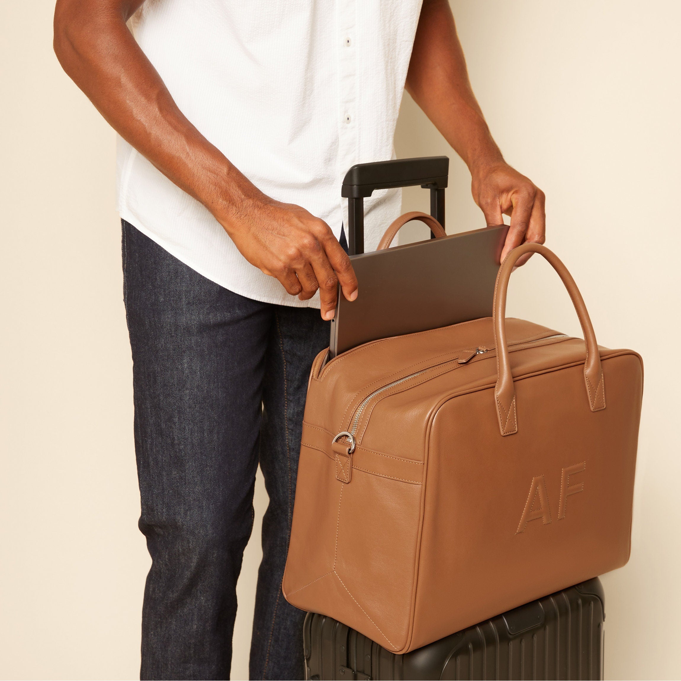 Harwood Weekender Bag in Cognac Leather - Stylish Durable Travel Duffel for Men & Women | Perfect for Weekend Getaways, Gym, Work & Overnight Trips