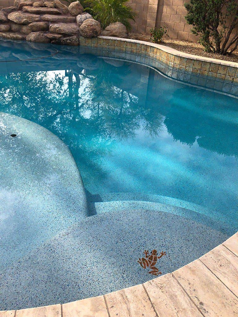 Small Frog Ceramic Swimming Pool Mosaic Tile - 6 Inch Olive Green Decorative Tile for Pools, Bathrooms & Outdoor Decor