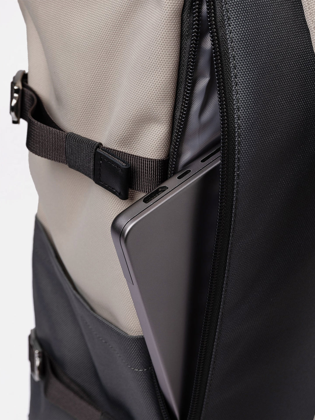 Bernt Sandqvist Mtp0131D - Premium Quality for Outdoor Adventures, Hiking, and Travel