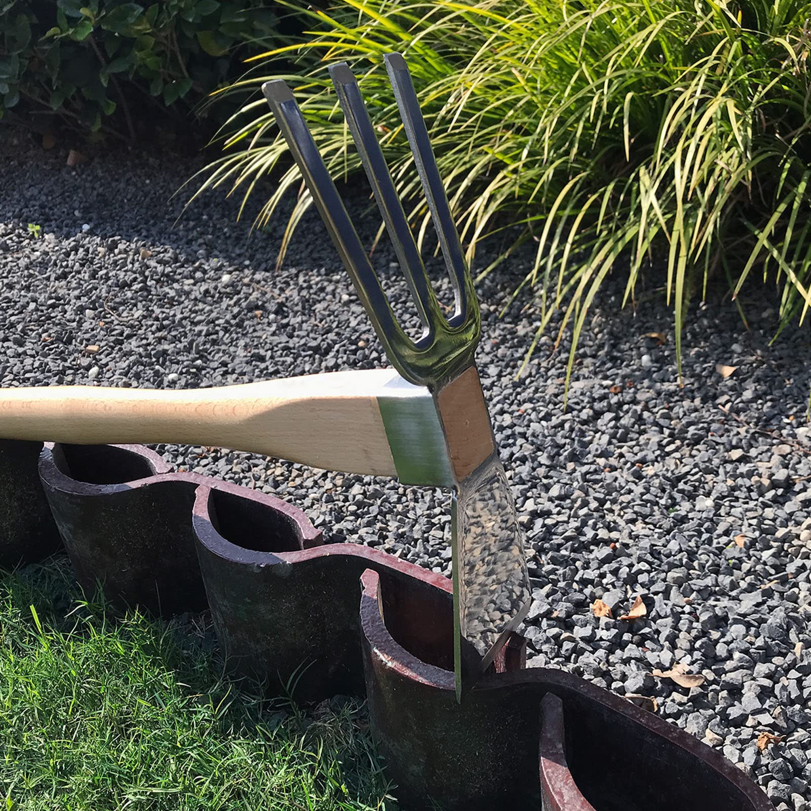 Shanrya Lightweight Gardening Hoe & Rake Hand Tool for Miniature Gardens - Perfect for Weeding, Soil Cultivation & Small Space Gardening