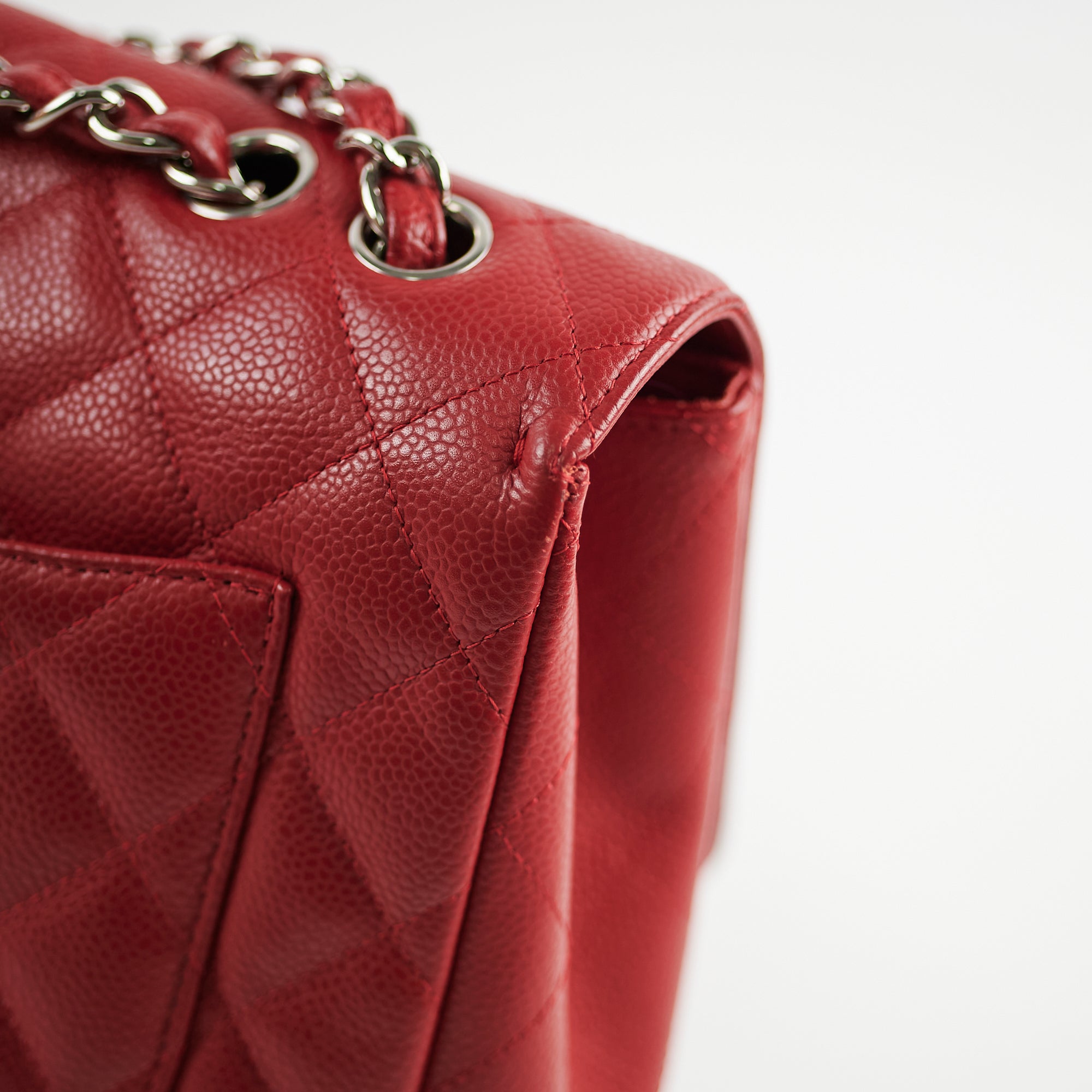 Chanel Caviar Jumbo Single Flap Bag in Red - Luxury Designer Handbag for Women, Perfect for Evening Events & Special Occasions