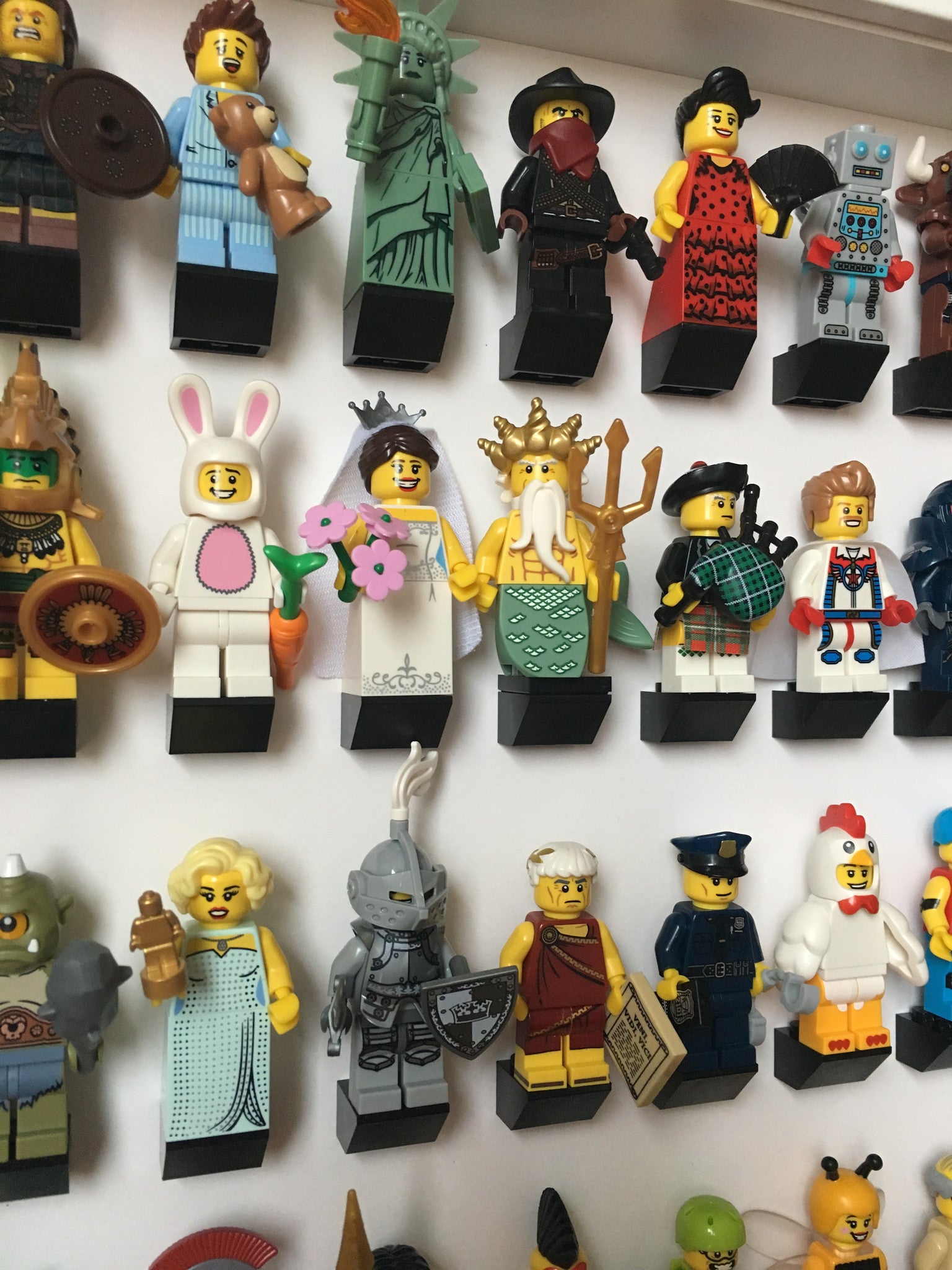 Collector Edition Large Display Frame for 112 Lego® Minifigures - Perfect for Showcasing & Organizing Your Lego Collection at Home or Office
