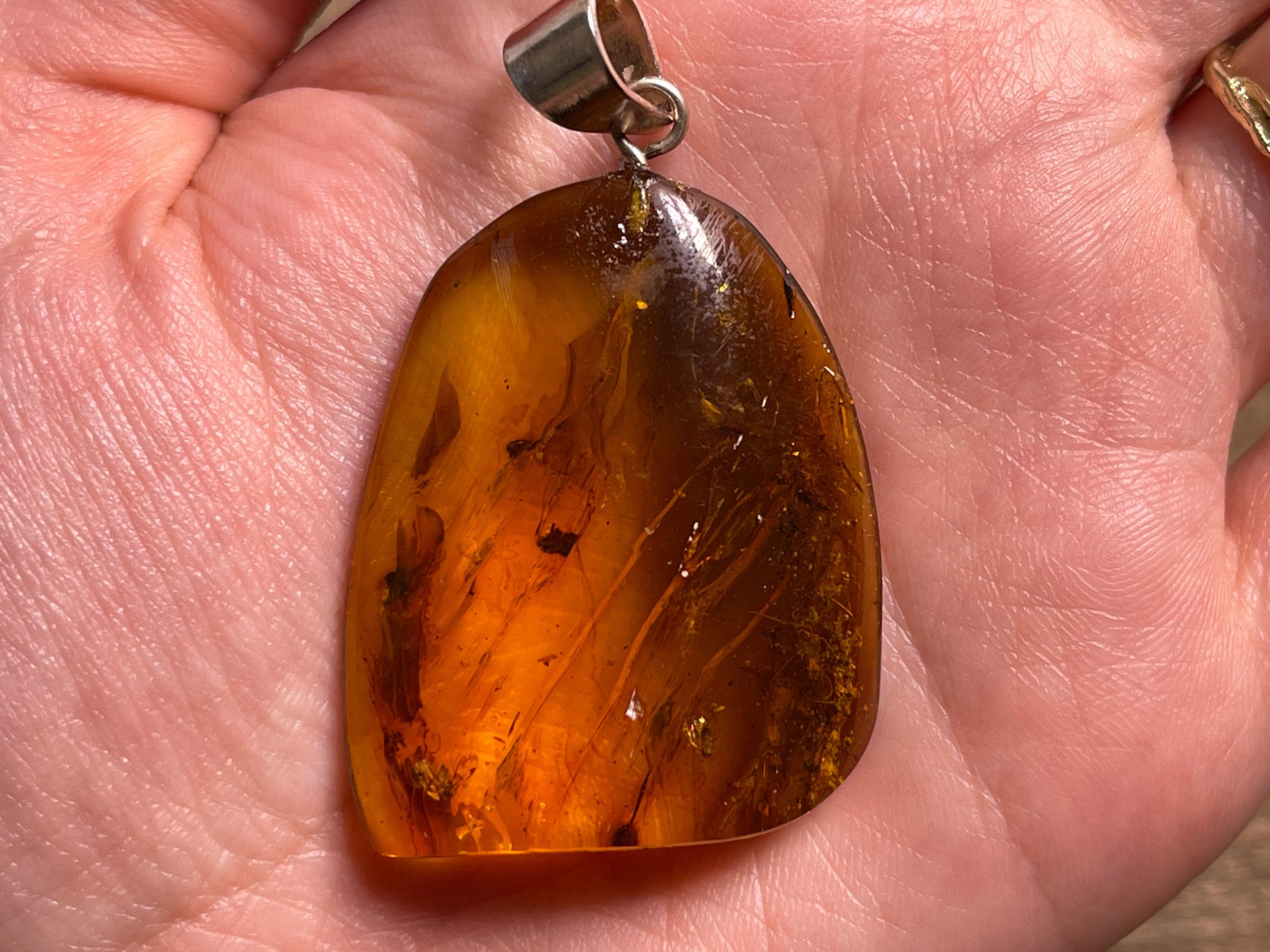 Handmade Mexican Amber Crystal Pendant Necklace - Natural Healing Stones for Women & Men | Spiritual Jewelry, Chakra Balancing, Gift for Her/Him | Perfect for Meditation, Yoga & Energy Healing