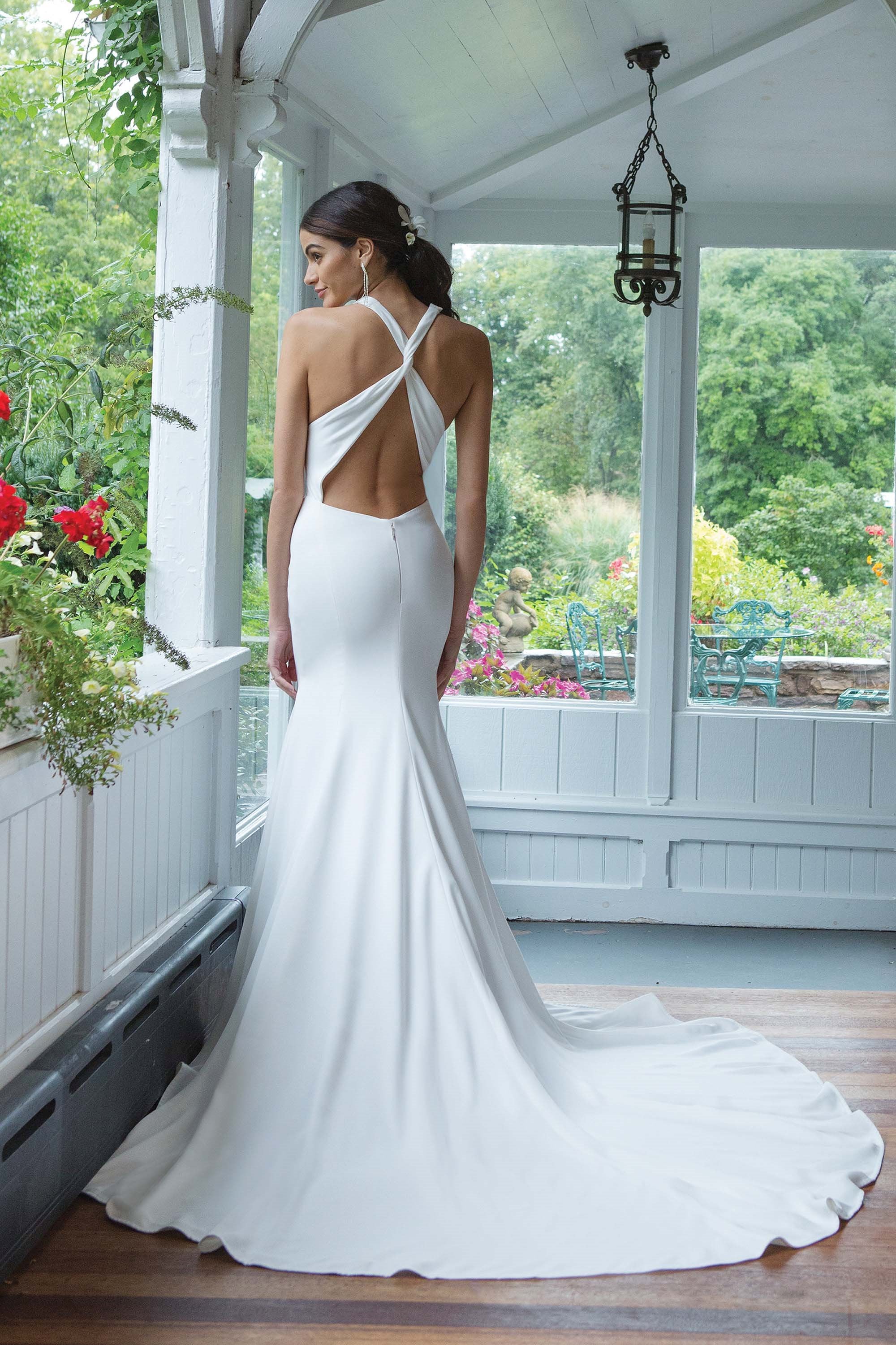 Justin Alexander Sweetheart 11064 Wedding Gown - Elegant Lace Bridal Dress for Church Ceremony & Romantic Beach Weddings