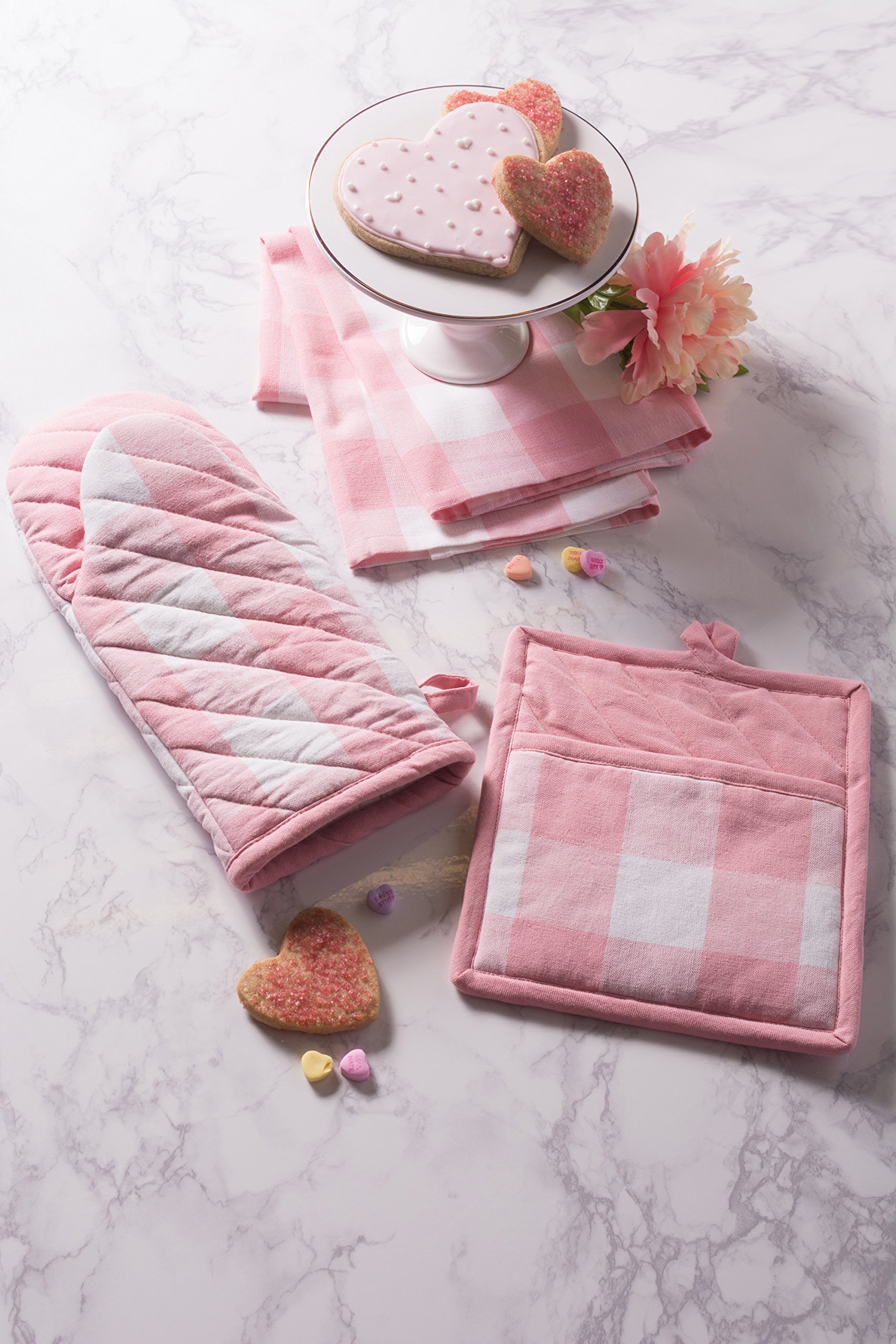 DII Buffalo Check Kitchen Collection - Classic Farmhouse Style Potholder Set (2-Piece, Pink & White) for Cooking, Baking & Holiday Decor