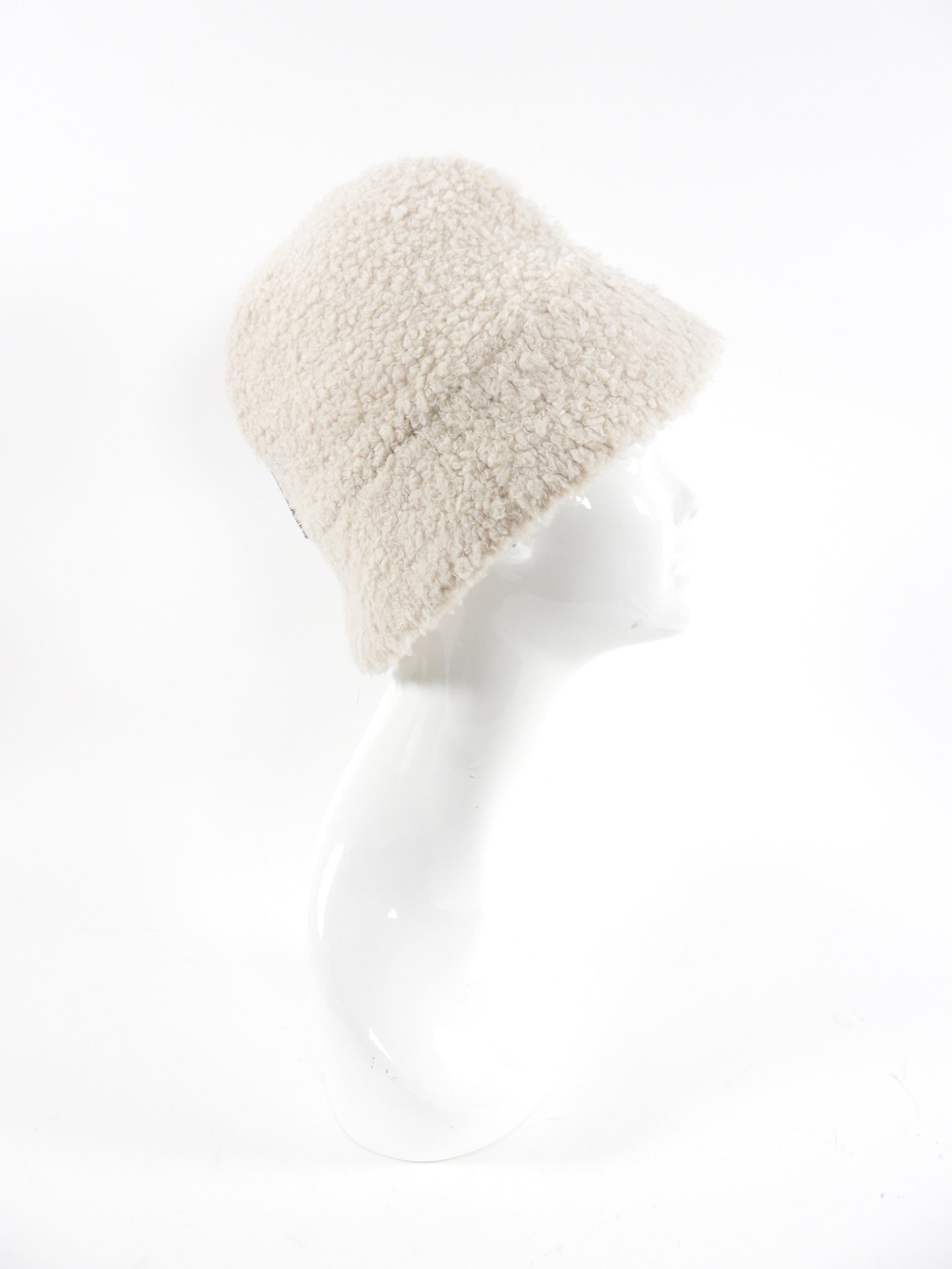 Brunello Cucinelli Ivory Boucle Knit Bucket Hat for Women - Luxury Cashmere Winter Beanie for Outdoor Activities & Fashion Streetwear