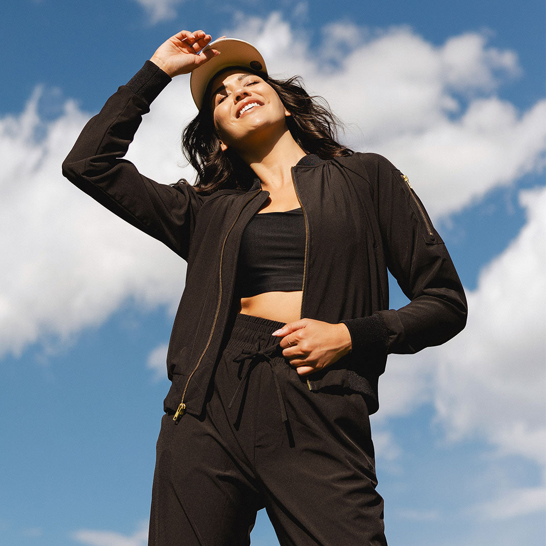 Stylish Black Bomber Jacket for Men & Women | Lightweight & Warm | Perfect for Casual Outfits, Streetwear & Fall Fashion