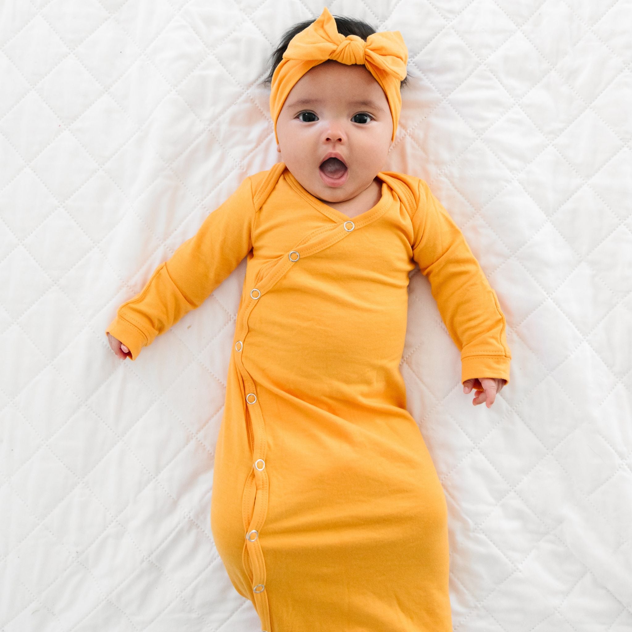 Soft Newborn Knotted Gown for Baby Girls & Boys - Organic Cotton Sleepwear for Hospital & Home - Perfect for Newborn Photography & Comfortable Sleep