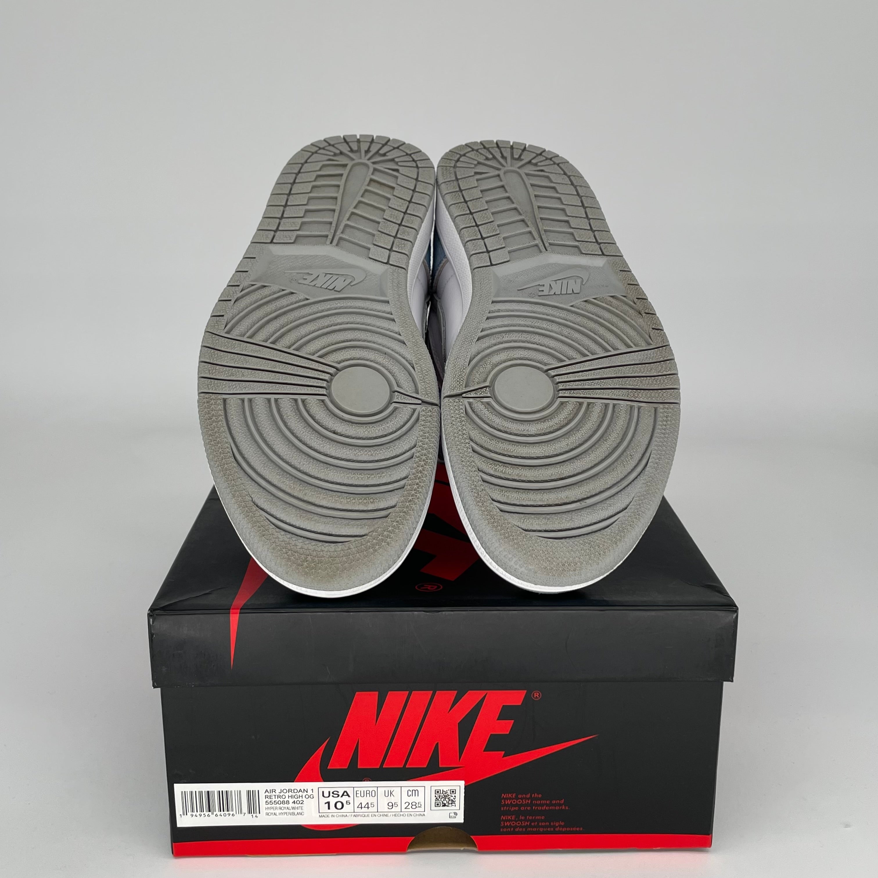 AIR JORDAN 1 HYPER ROYAL Sneakers - Men's Size 10.5 (555088-402) - Blue & White High-Top Basketball Shoes for Streetwear & Casual Style