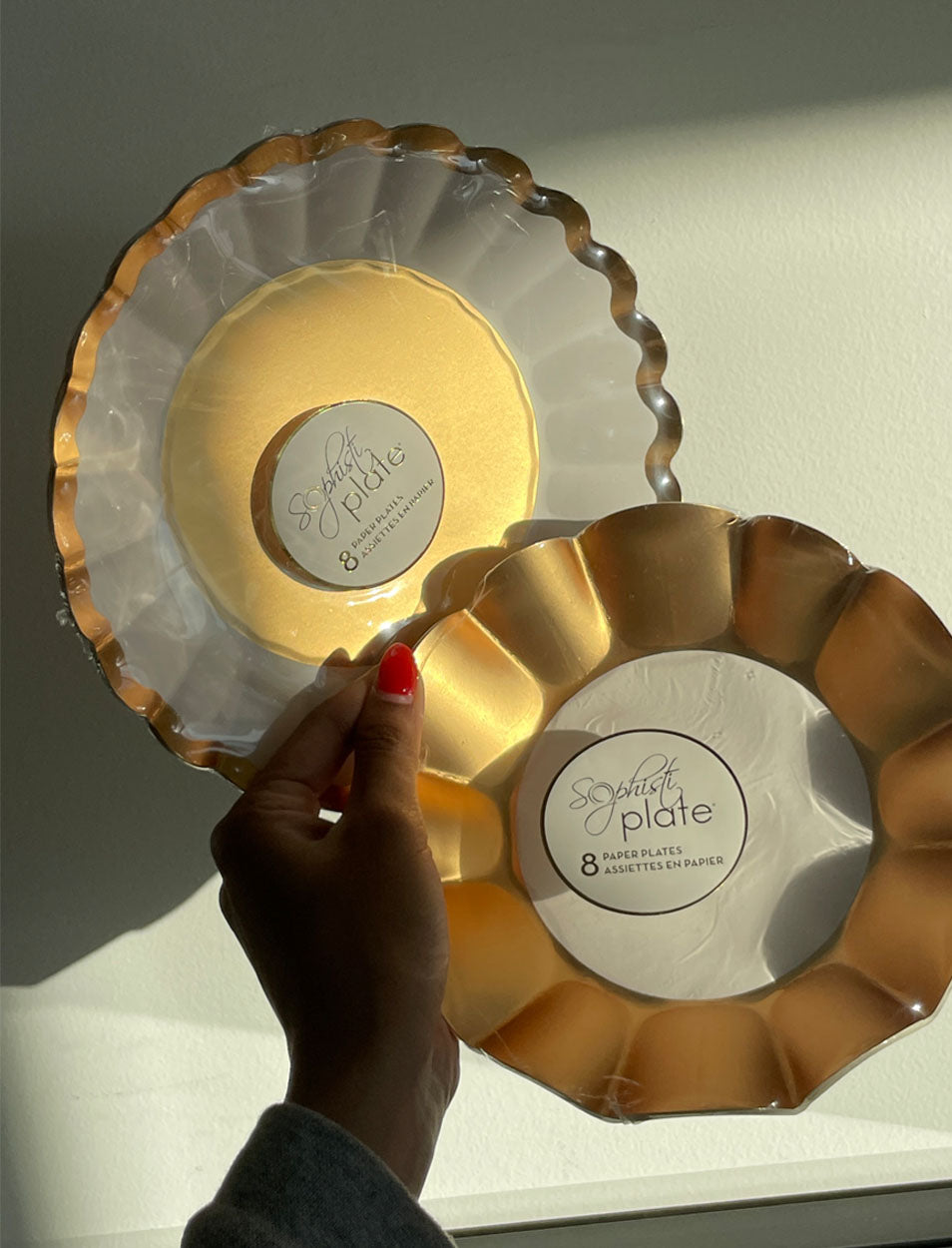 Elegant Gold and White Table Setting for Weddings, Parties & Formal Dining - Premium Dinnerware Set for Special Occasions
