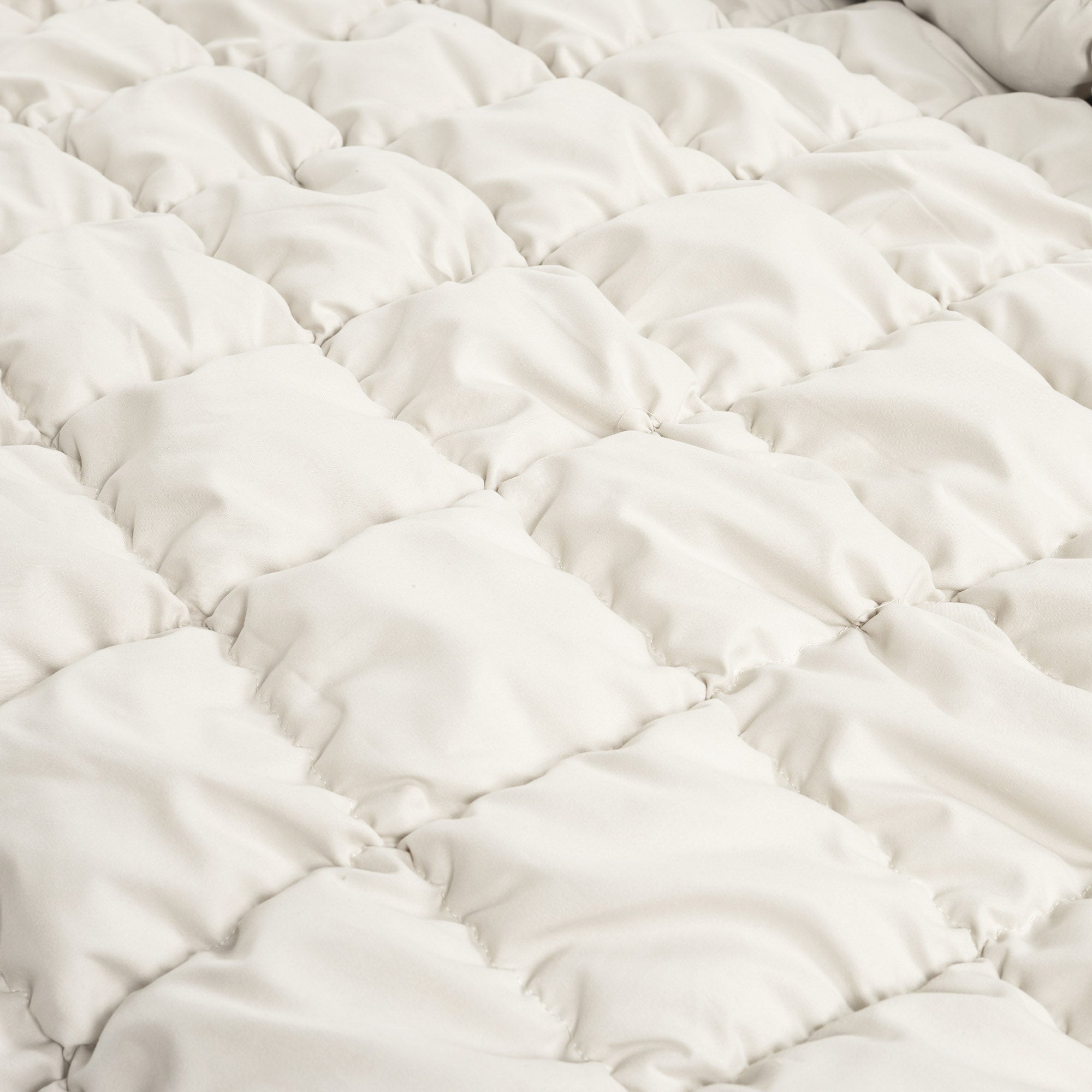 Cozy Puff Comforter Set - Ultra Soft & Lightweight Bedding for All Seasons | Perfect for Bedroom, Guest Room, Dorm & Airbnb