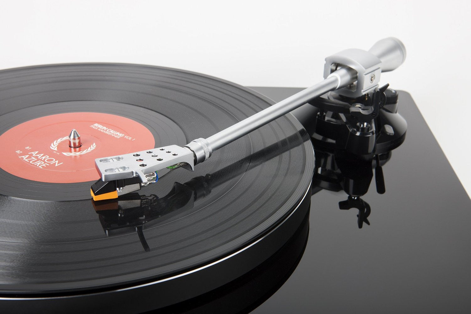 Lenco L-175 Professional Belt-Drive Turntable with Adjustable Tonearm & Built-in Preamp - Perfect for Vinyl Record Playback, DJing & Home Audio Setups