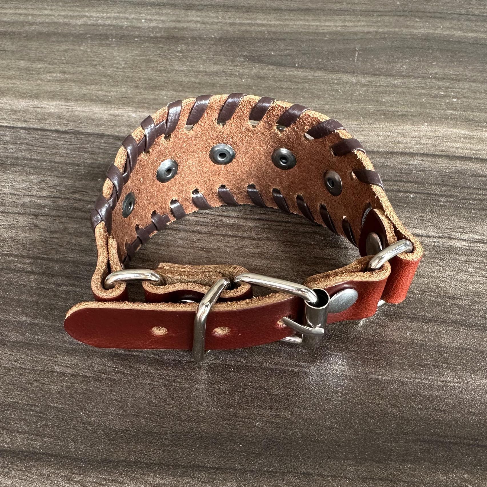 Punk Rock Skull Bracelet - Adjustable Braided Faux Leather Wristband with Belt Buckle - Gothic Arm Cuff for Men & Women - Perfect for Concerts, Halloween & Rock Fashion