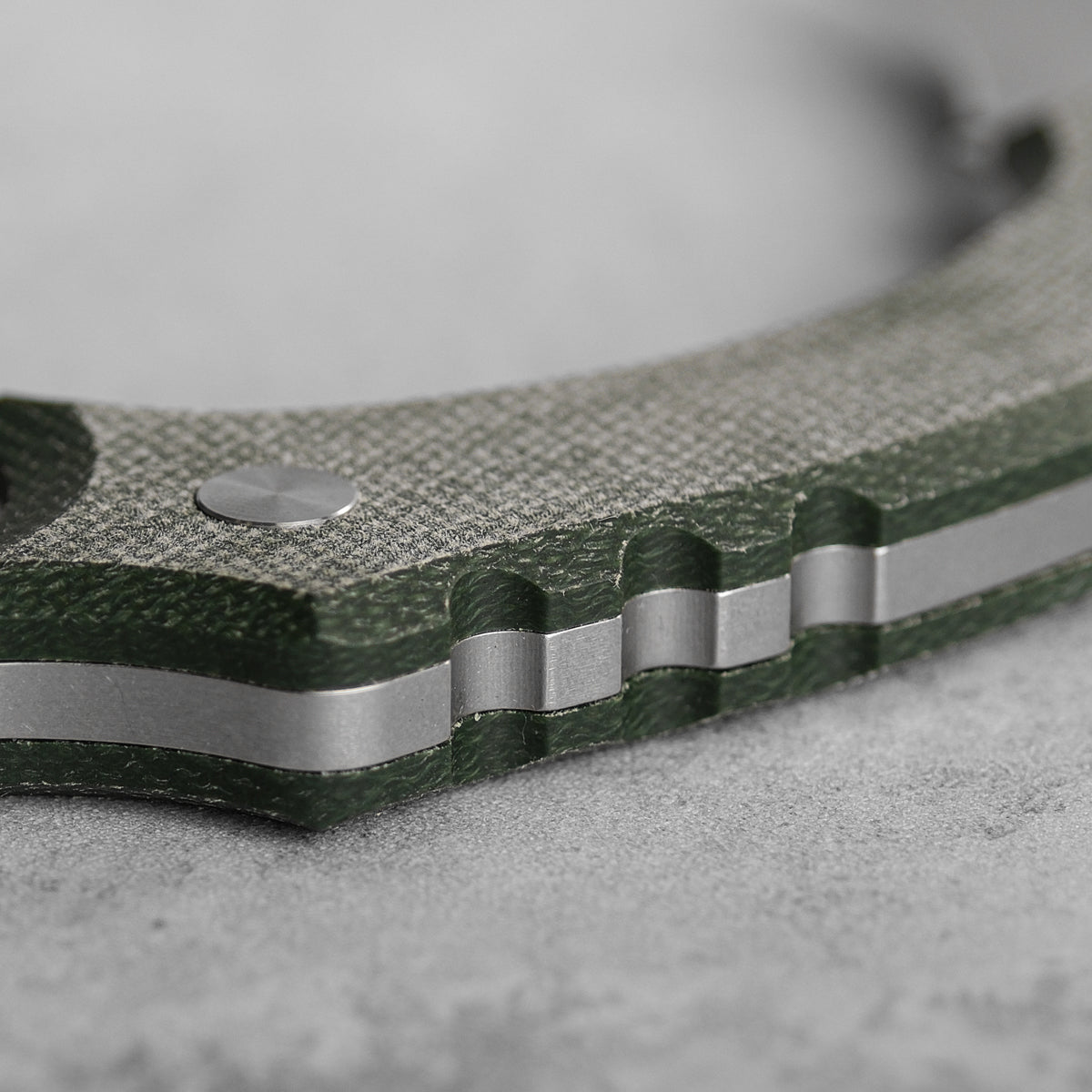 Dirty Girl Karambit Knife - 1.88