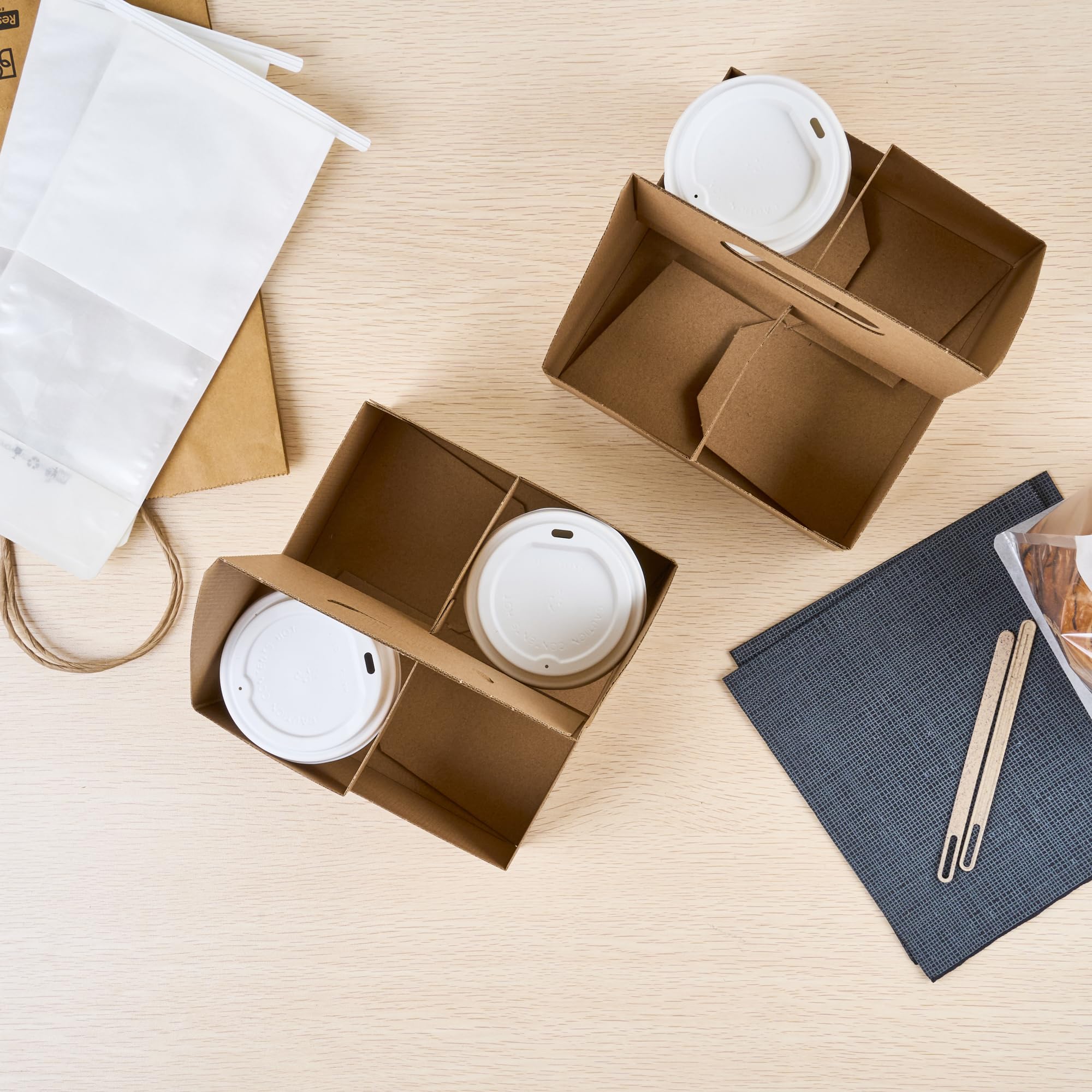 Restaurantware Altalena 100-Pack Disposable Drink Carriers with Handles - Kraft Paper Cup Holders for 4 Beverages | Perfect for Coffee, Smoothie & Bubble Tea Delivery, Takeout & Food Truck Use