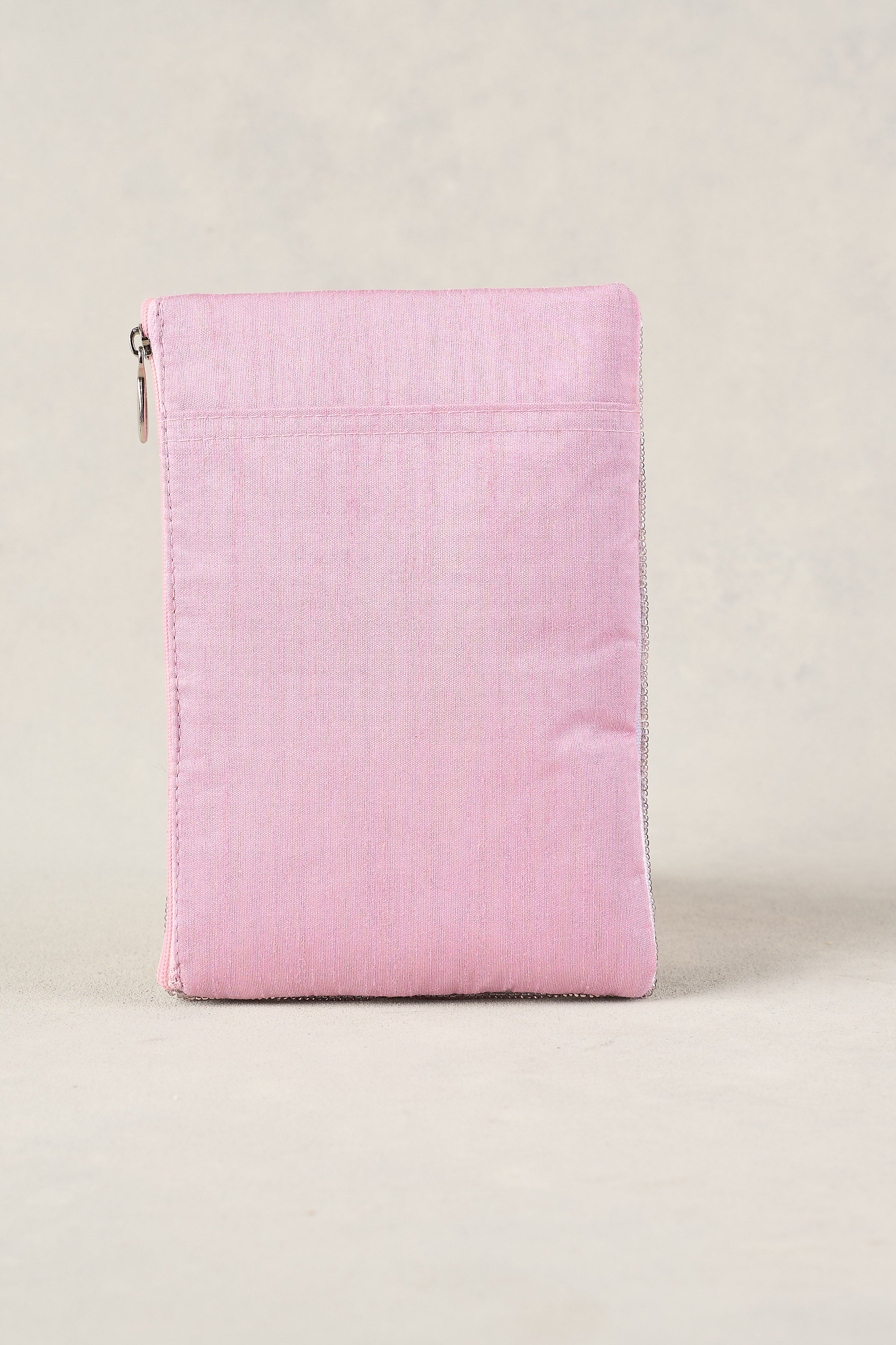 Arc de Triomphe Inspired Cosmetic Bag - Parisian Themed Makeup Pouch for Travel & Daily Use | Elegant French Design Organizer for Toiletries, Brushes & Essentials