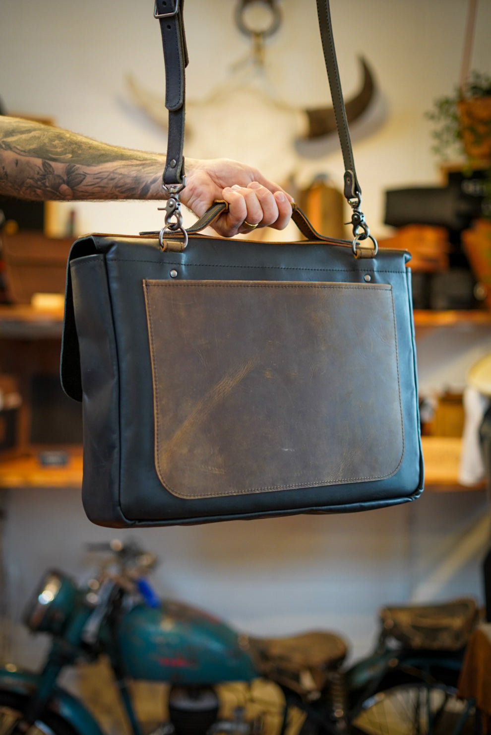 18-Inch Messenger Bag for Men & Women - Durable Leather Shoulder Bag in Black & Water Buffalo Brown - Perfect for Work, Travel & Daily Commute