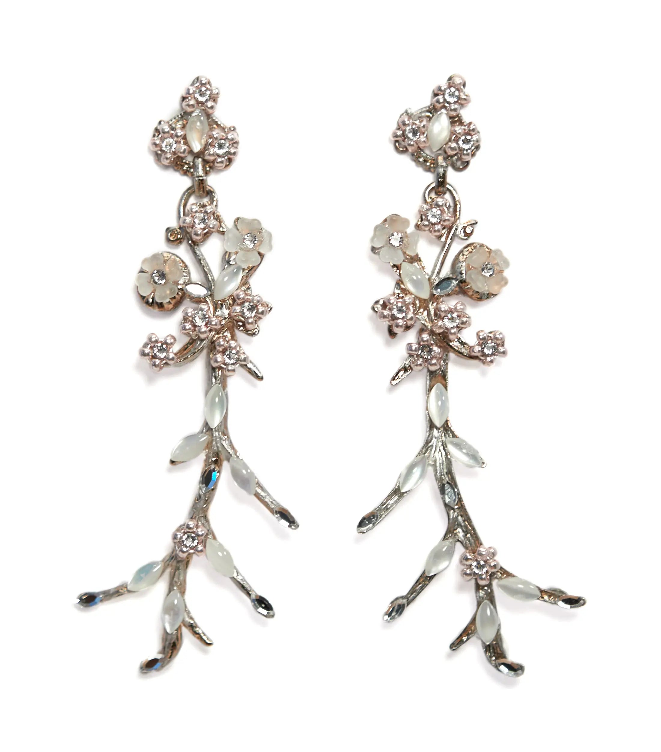 Evoke Elegant Gold Hoop Earrings for Women - Hypoallergenic & Lightweight - Perfect for Parties, Weddings & Everyday Wear