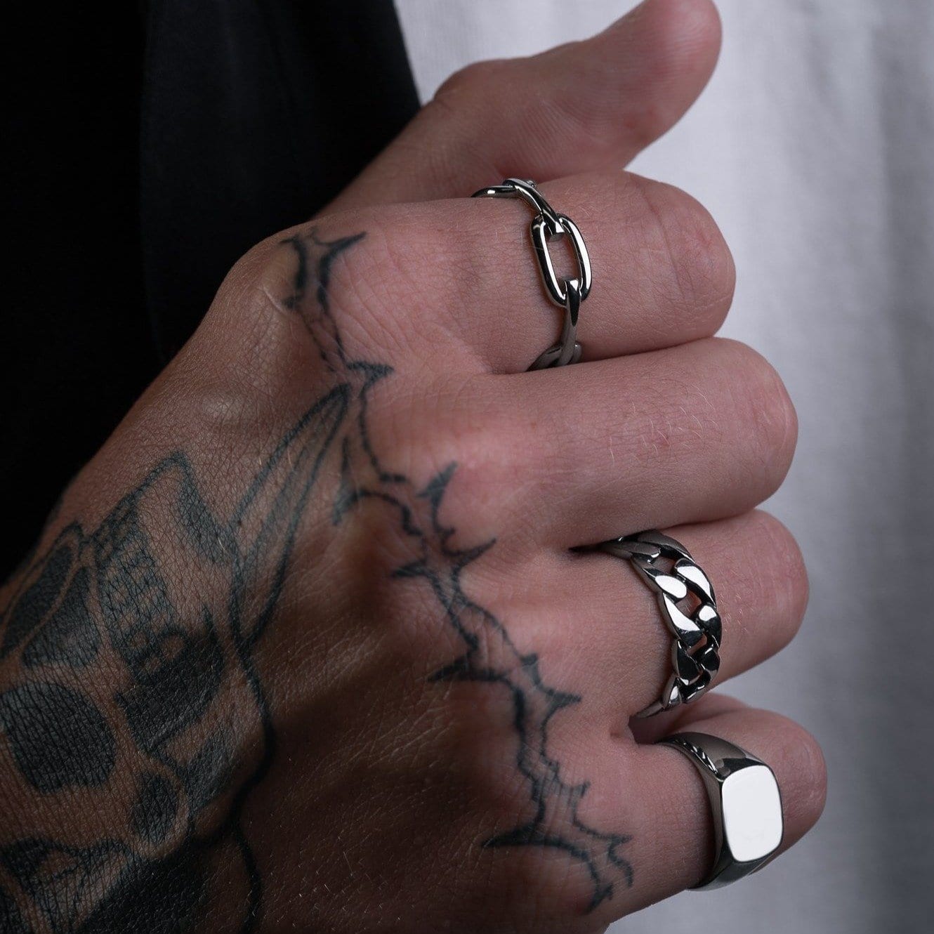 Trendy Chain Link Ring for Women - Stylish & Durable Jewelry for Everyday Wear, Gifts, and Special Occasions