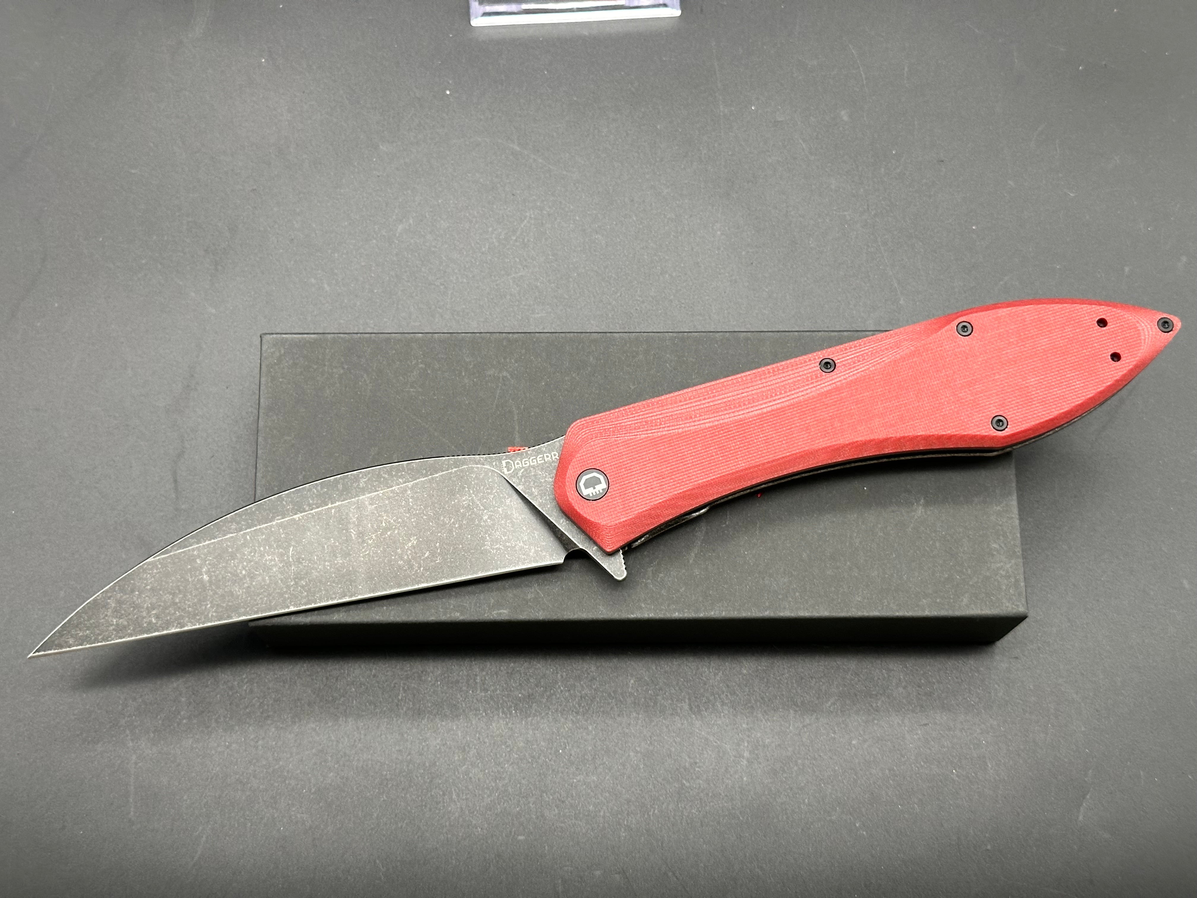 Daggerr Voron Frame Lock Folding Knife - Burgundy G10 Handle, 5.2
