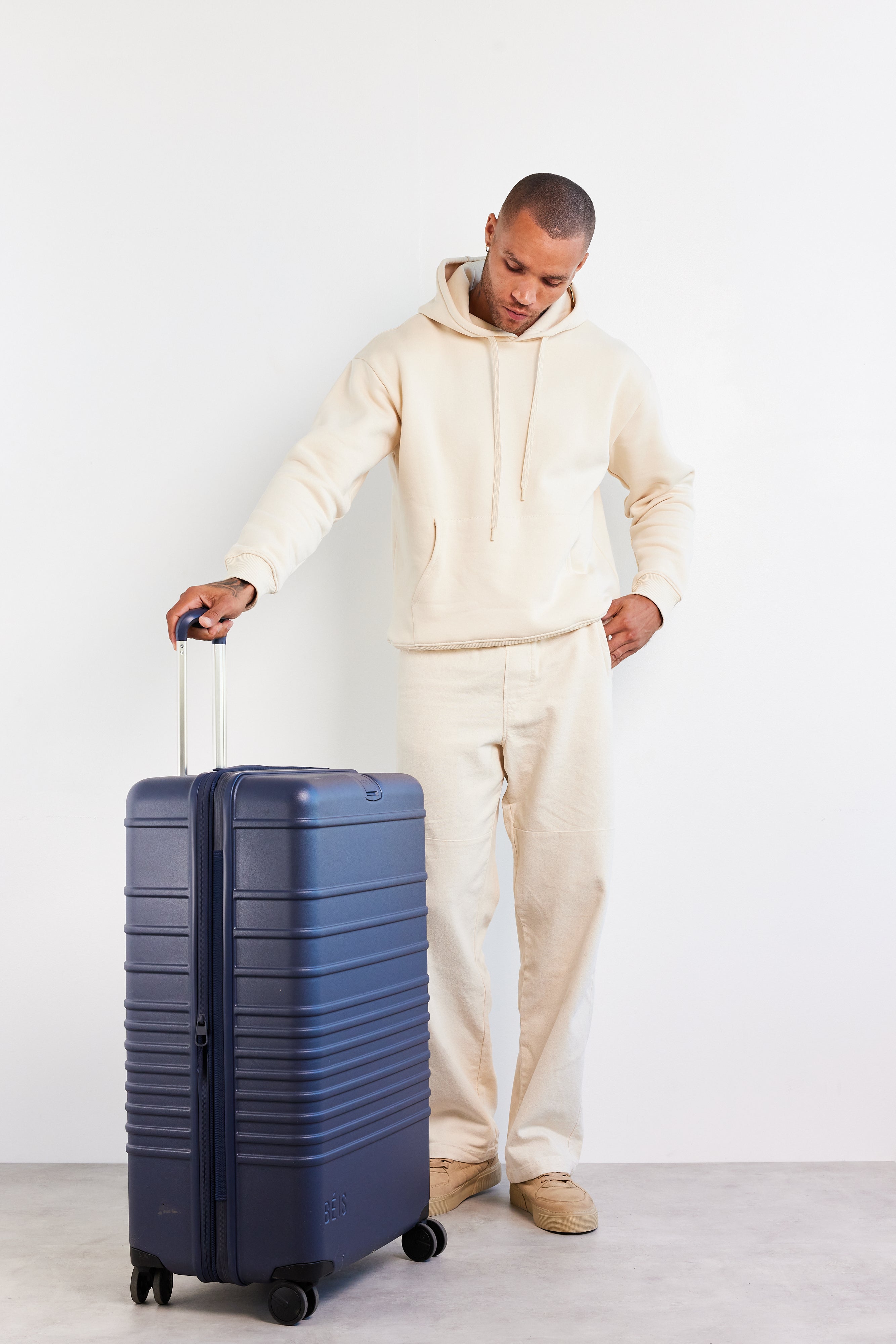 Navy Blue Large Check-In Luggage Roller Suitcase - Perfect for Air Travel, Business Trips & Vacation Packing