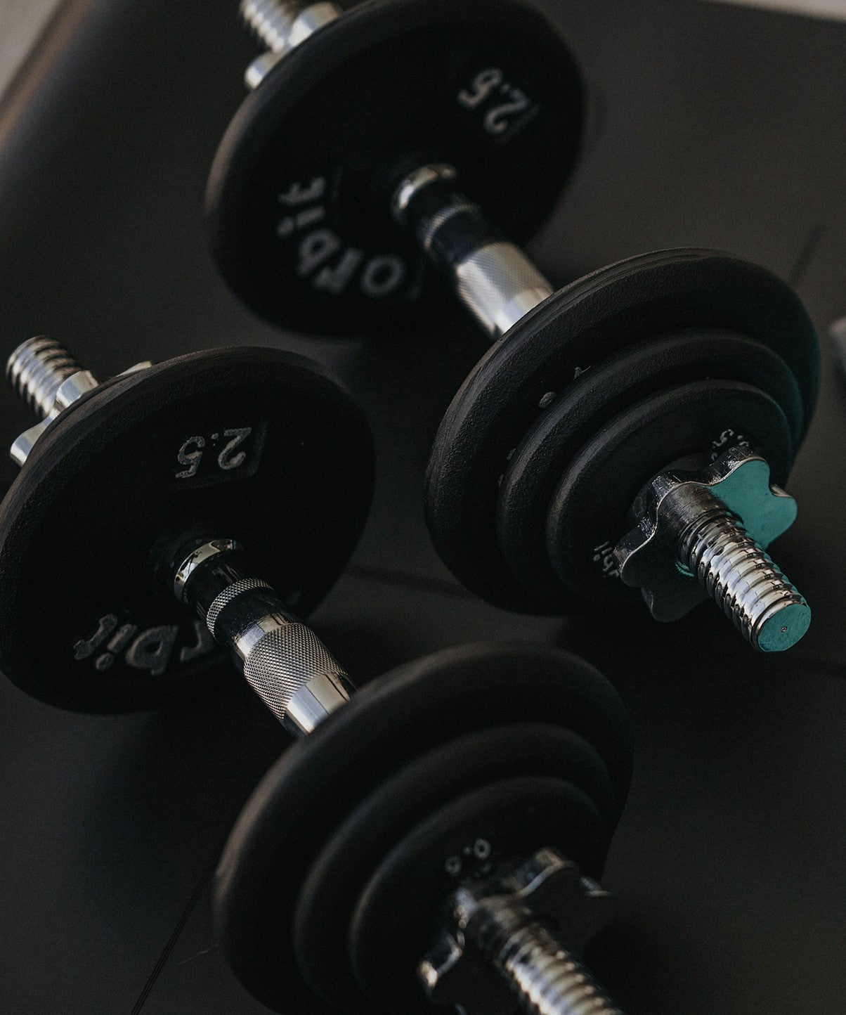 20kg Dumbbell Spin Lock Set - Adjustable Weight for Home Gym, Strength Training & Fitness - Perfect for Muscle Building, Workouts & CrossFit Training